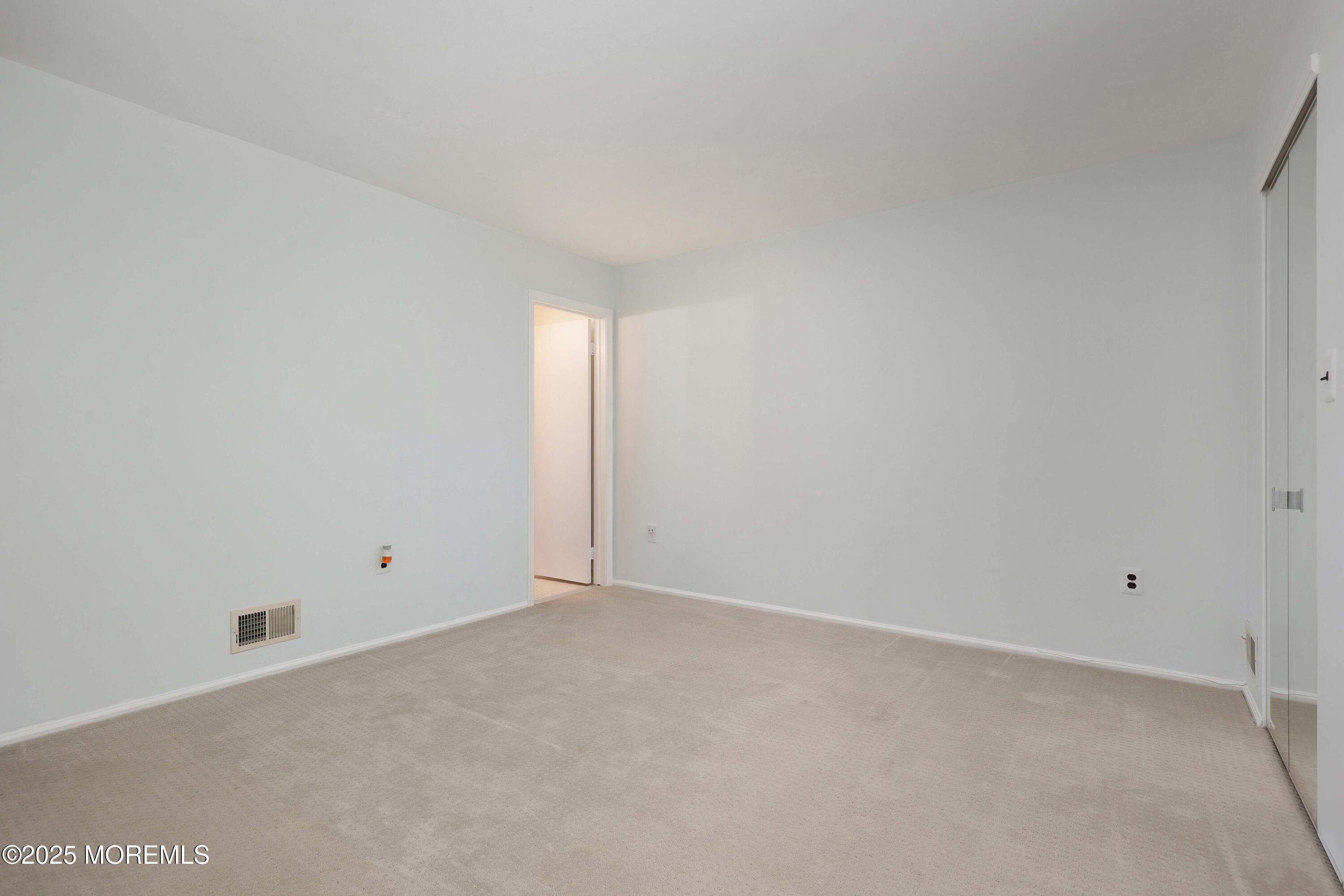 40 Smoke Tree Terrace 142, Red Bank, NJ, 07701 image 17