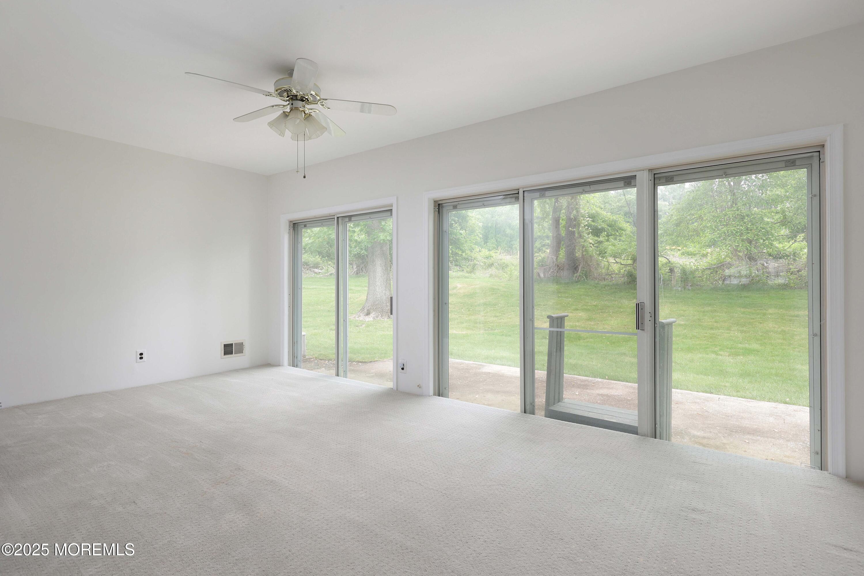 40 Smoke Tree Terrace 142, Red Bank, NJ, 07701 image 15