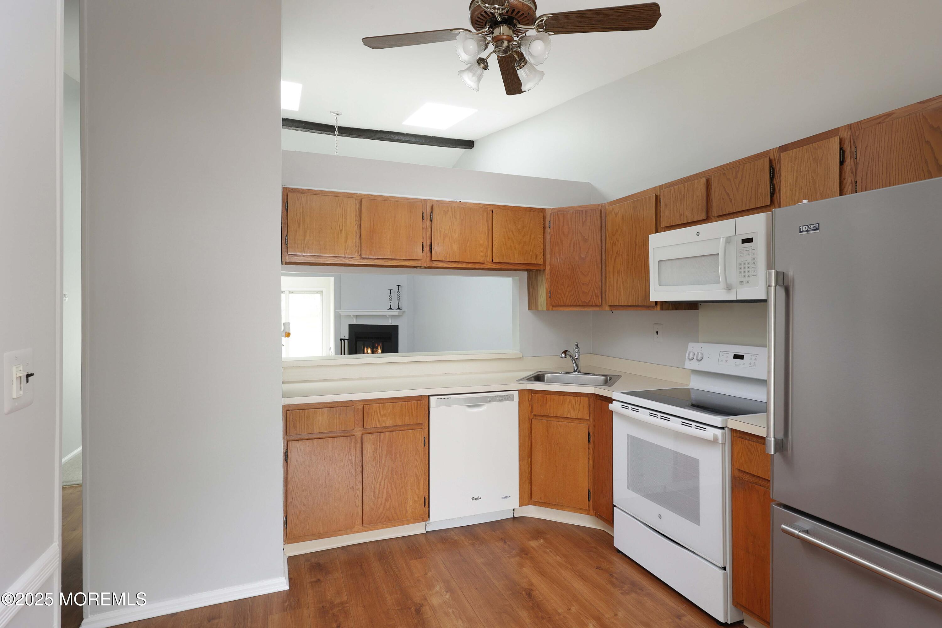 40 Smoke Tree Terrace 142, Red Bank, NJ, 07701 image 6
