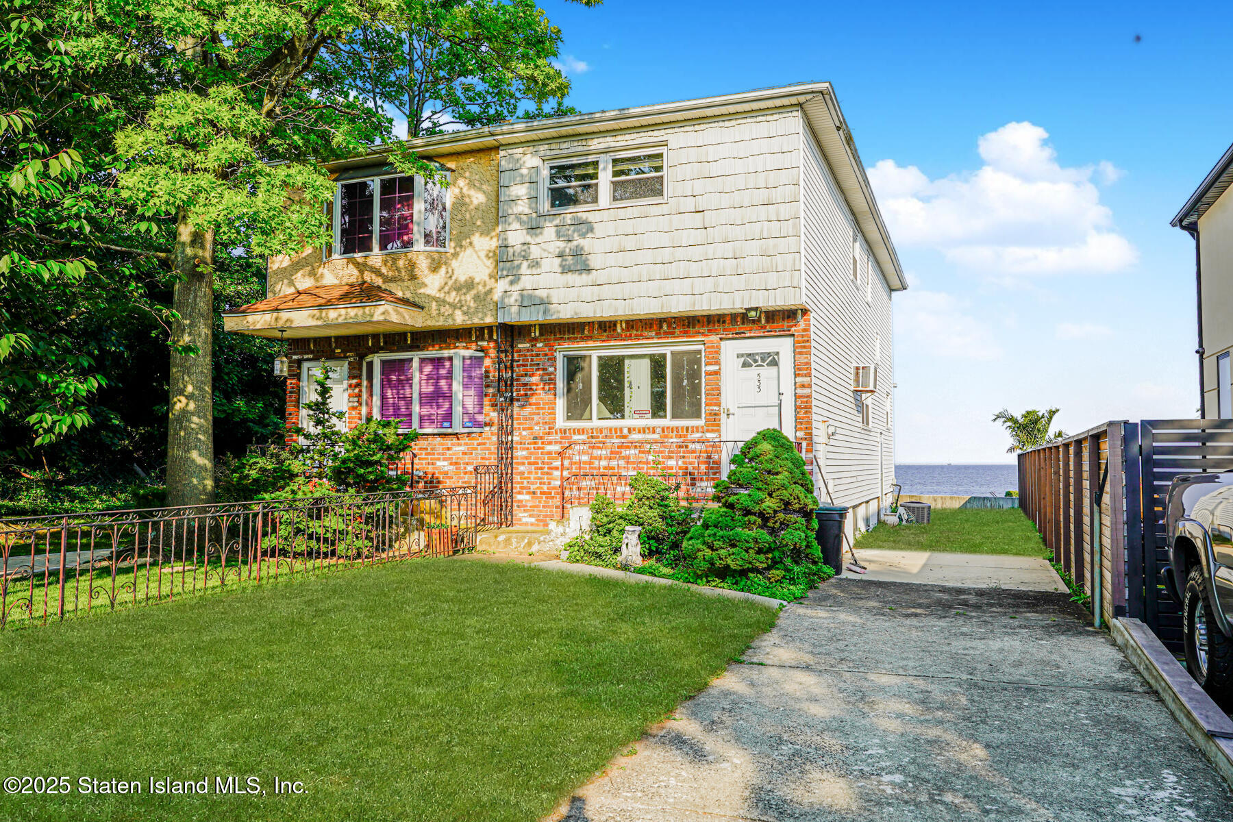 533 Tennyson Drive Image 1