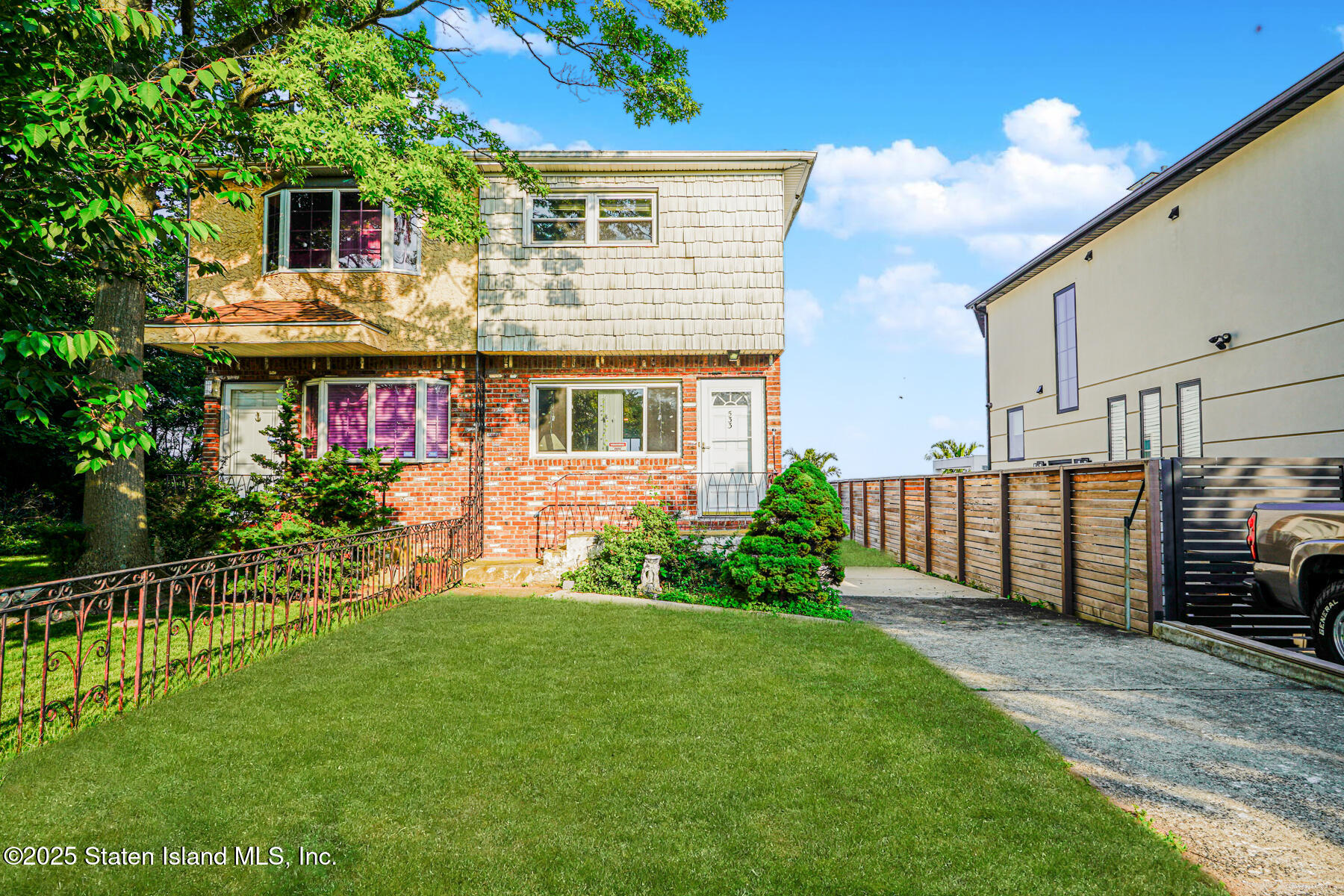 533 Tennyson Drive Image 2