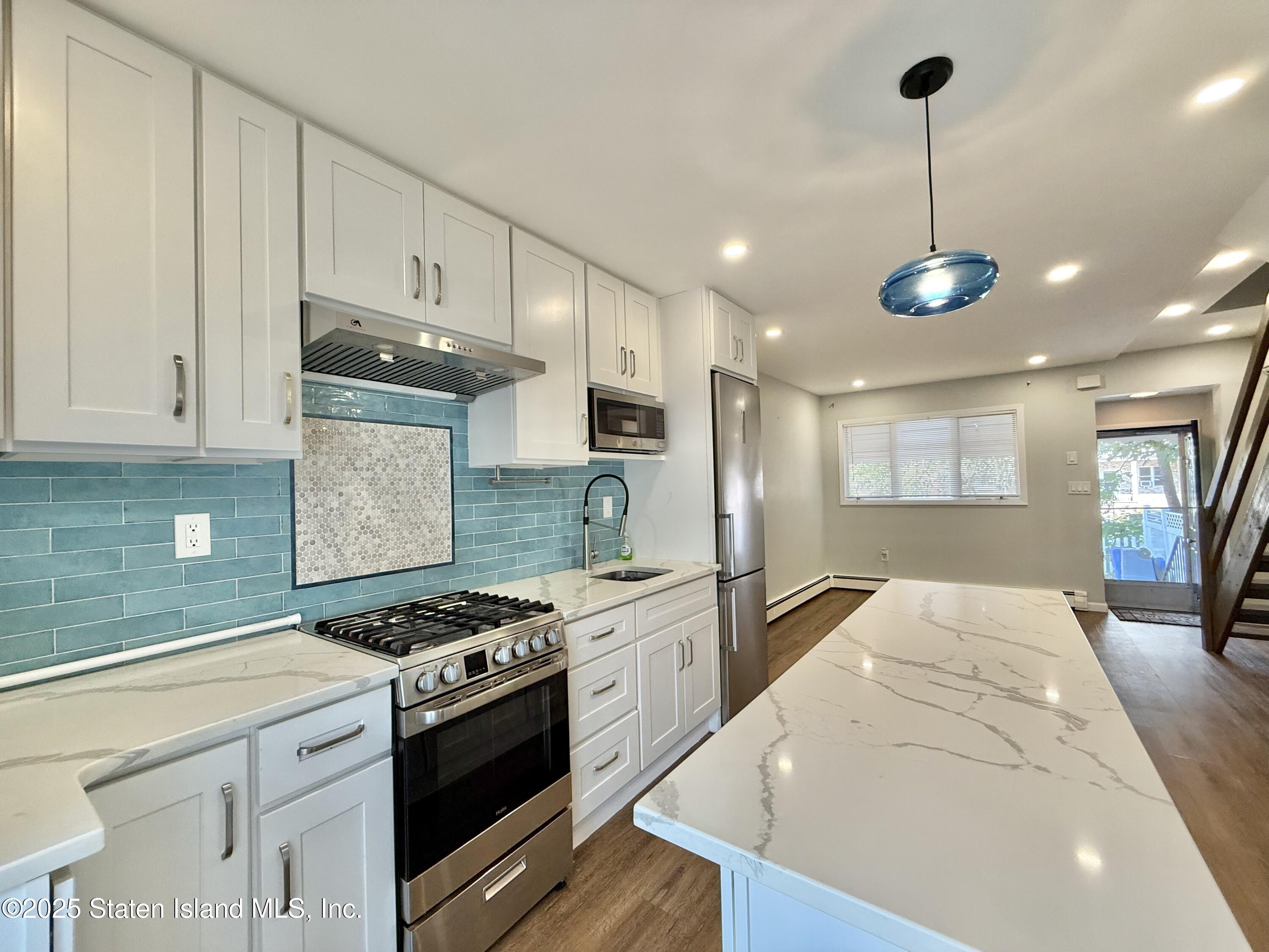 90 Hickory Avenue, Staten Island, NY, 10305 image 9