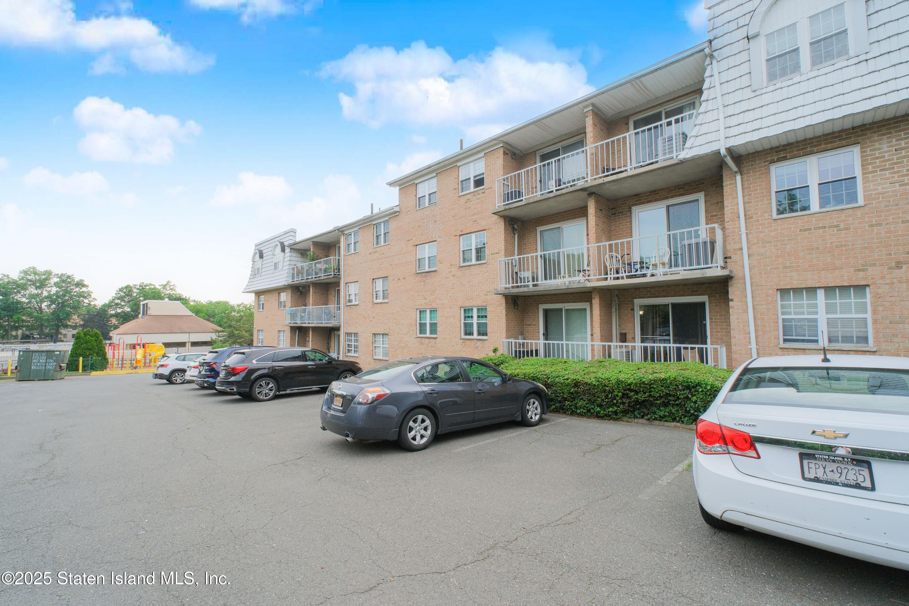 85 Elmwood Park Drive 22, Staten Island, NY, 10314 image 17