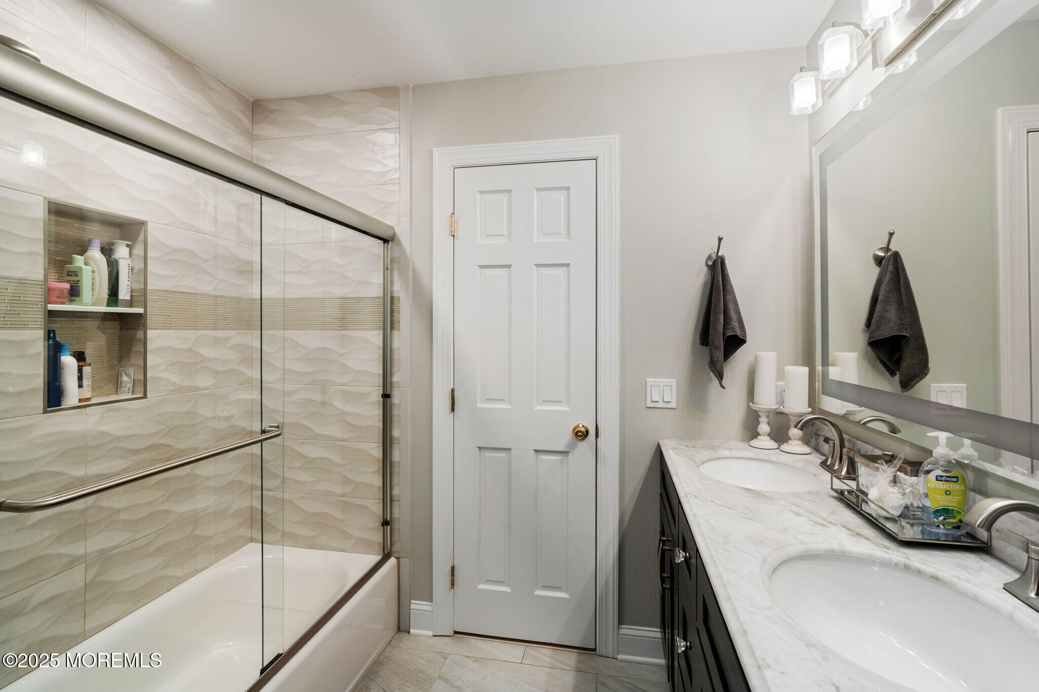 14 Lincolnshire Drive, Manalapan, NJ, 07726 image 38