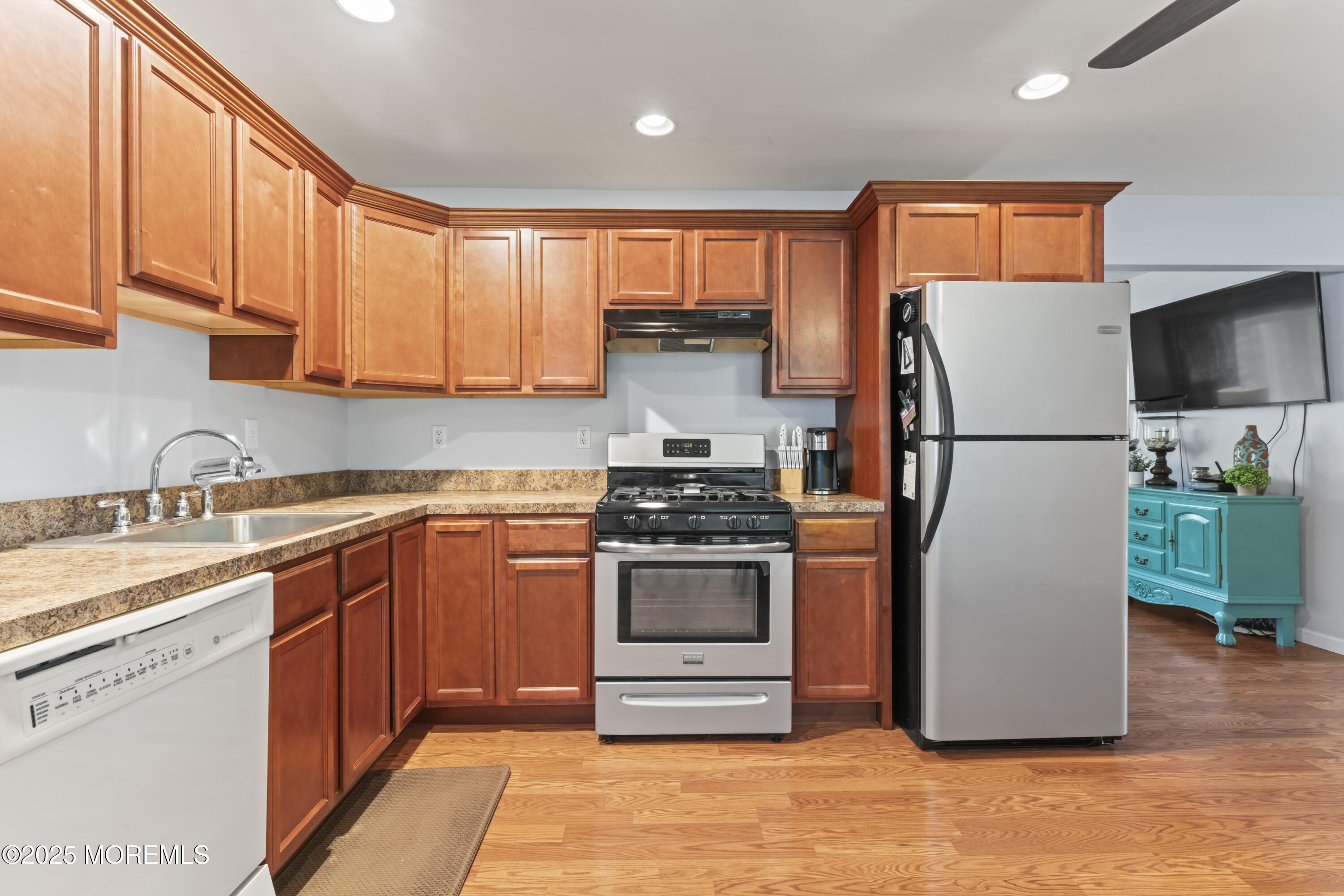 11 Bryant Drive, Jackson, NJ, 08527 image 8