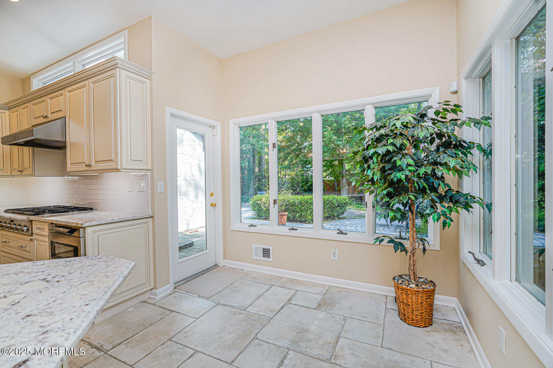 34 Southside Avenue, Atlantic Highlands, NJ, 07716 image 15