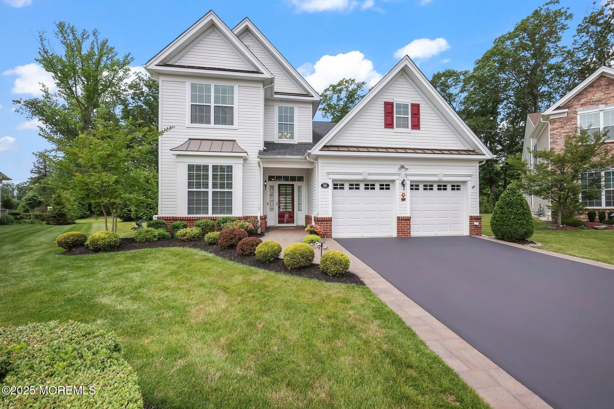 86 Legacy Court Image 3