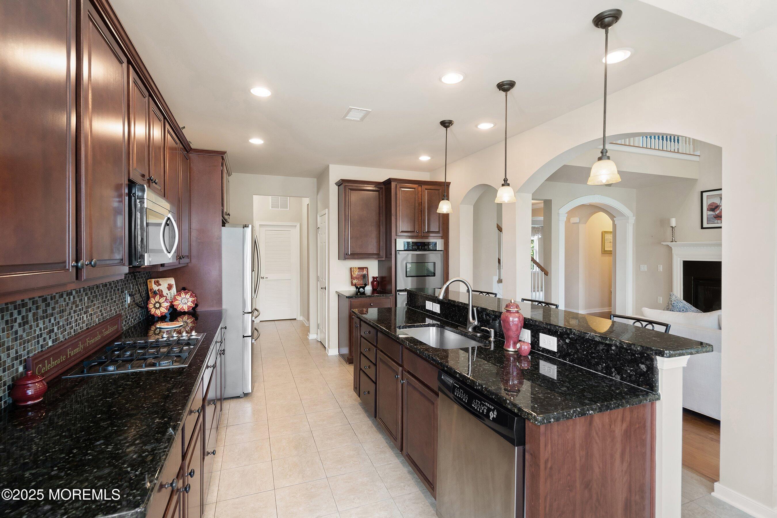 19 E Francesa Court, Farmingdale, NJ, 07727 image 18