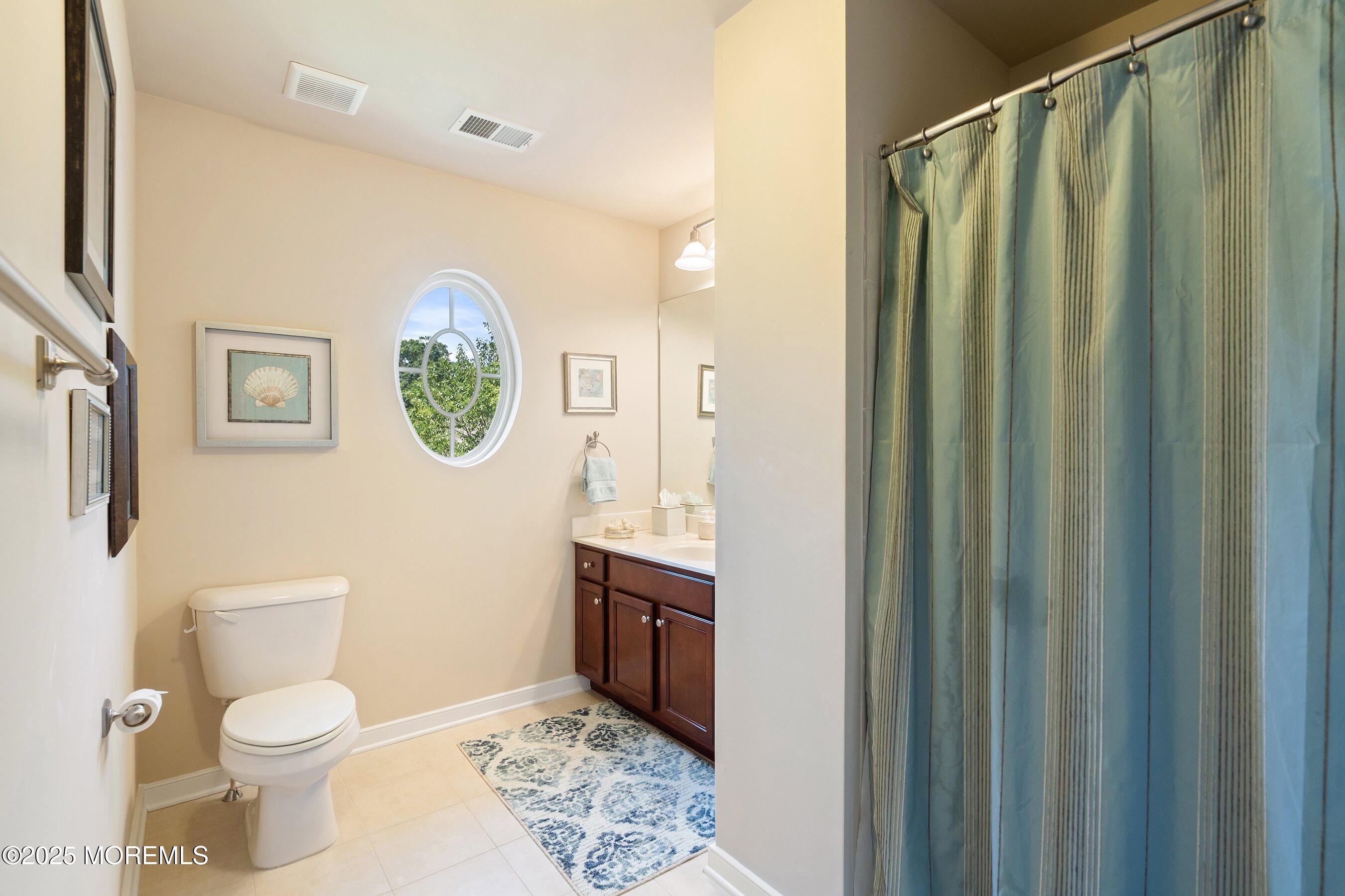 19 E Francesa Court, Farmingdale, NJ, 07727 image 36