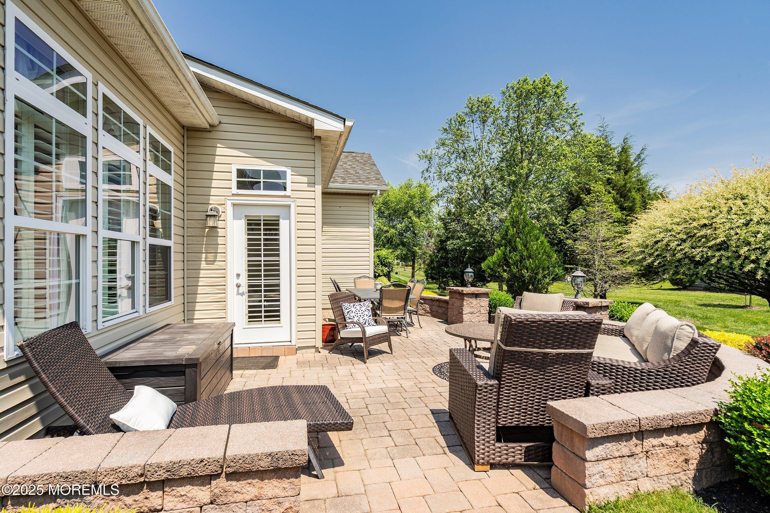 19 E Francesa Court, Farmingdale, NJ, 07727 image 9
