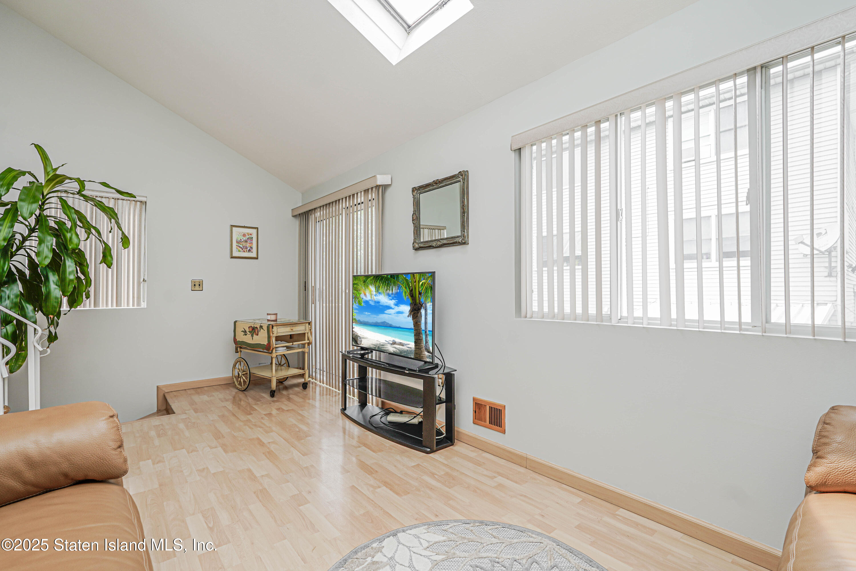 32 Ovas Court, Staten Island, NY, 10312 image 11