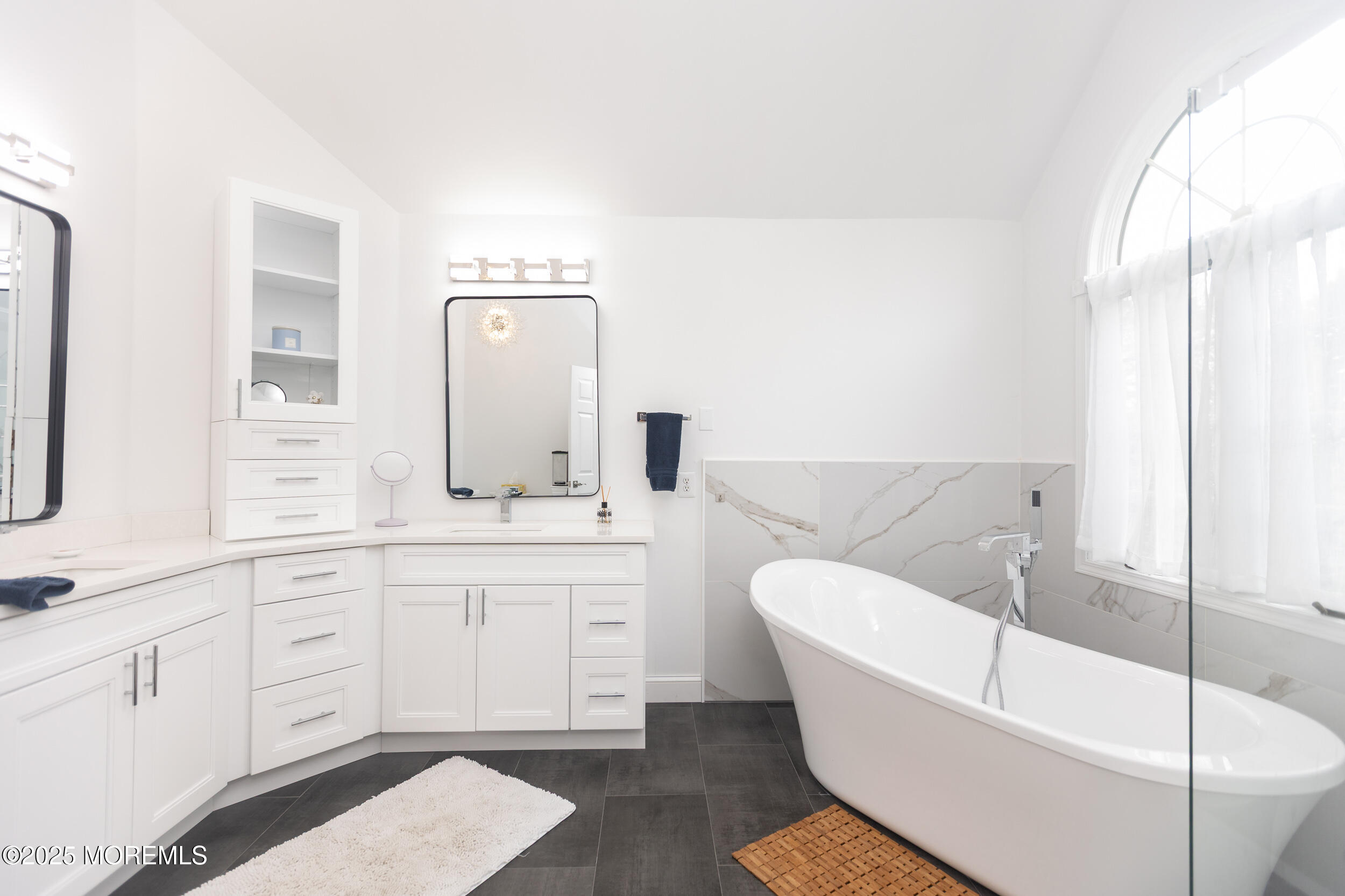 10 English Path, Freehold, NJ, 07728 image 60