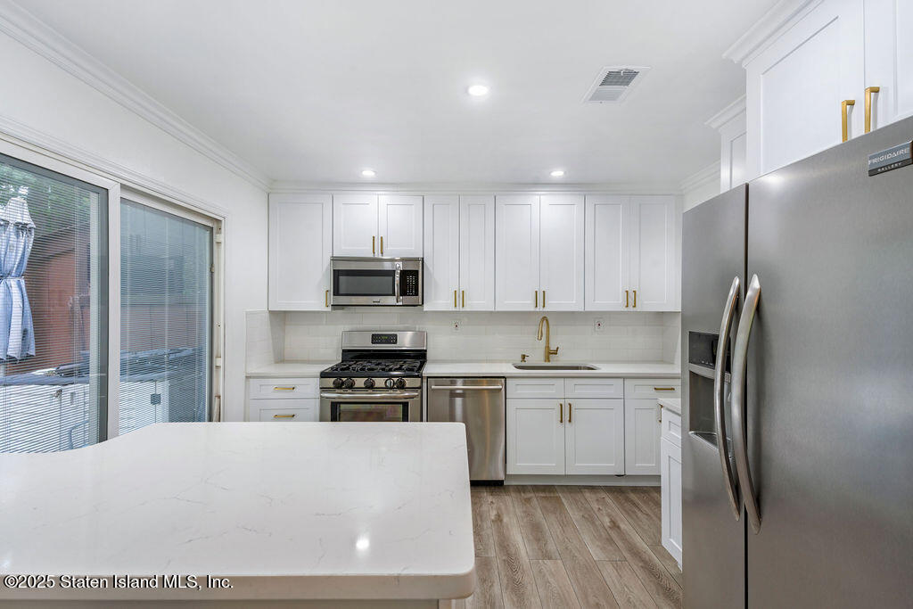 80 Belmar Drive, Staten Island, NY, 10314 image 9