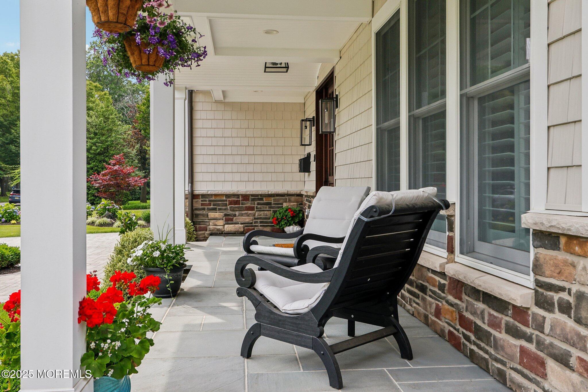 507 Crescent Parkway Image 3