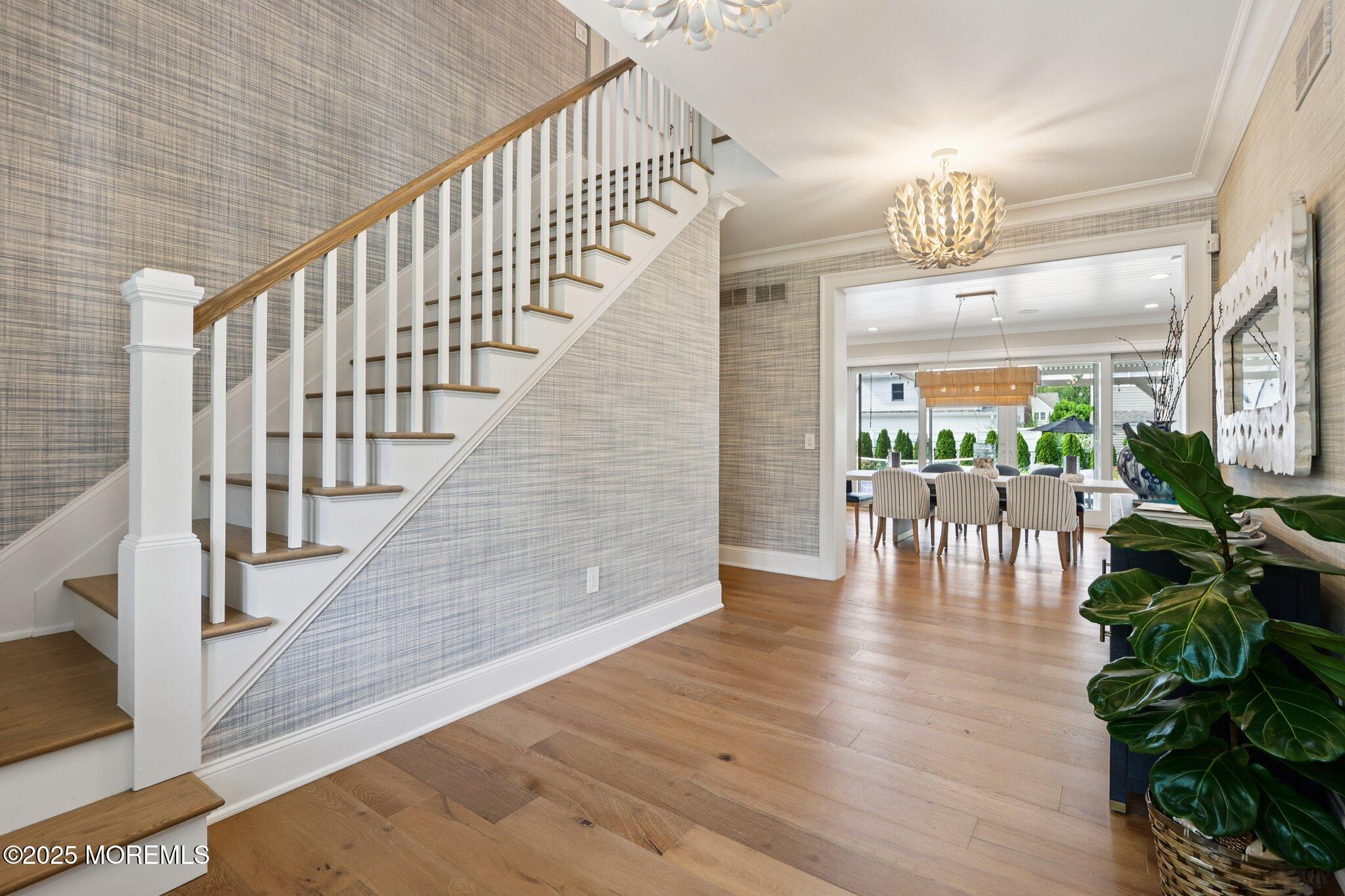 507 Crescent Parkway Image 5
