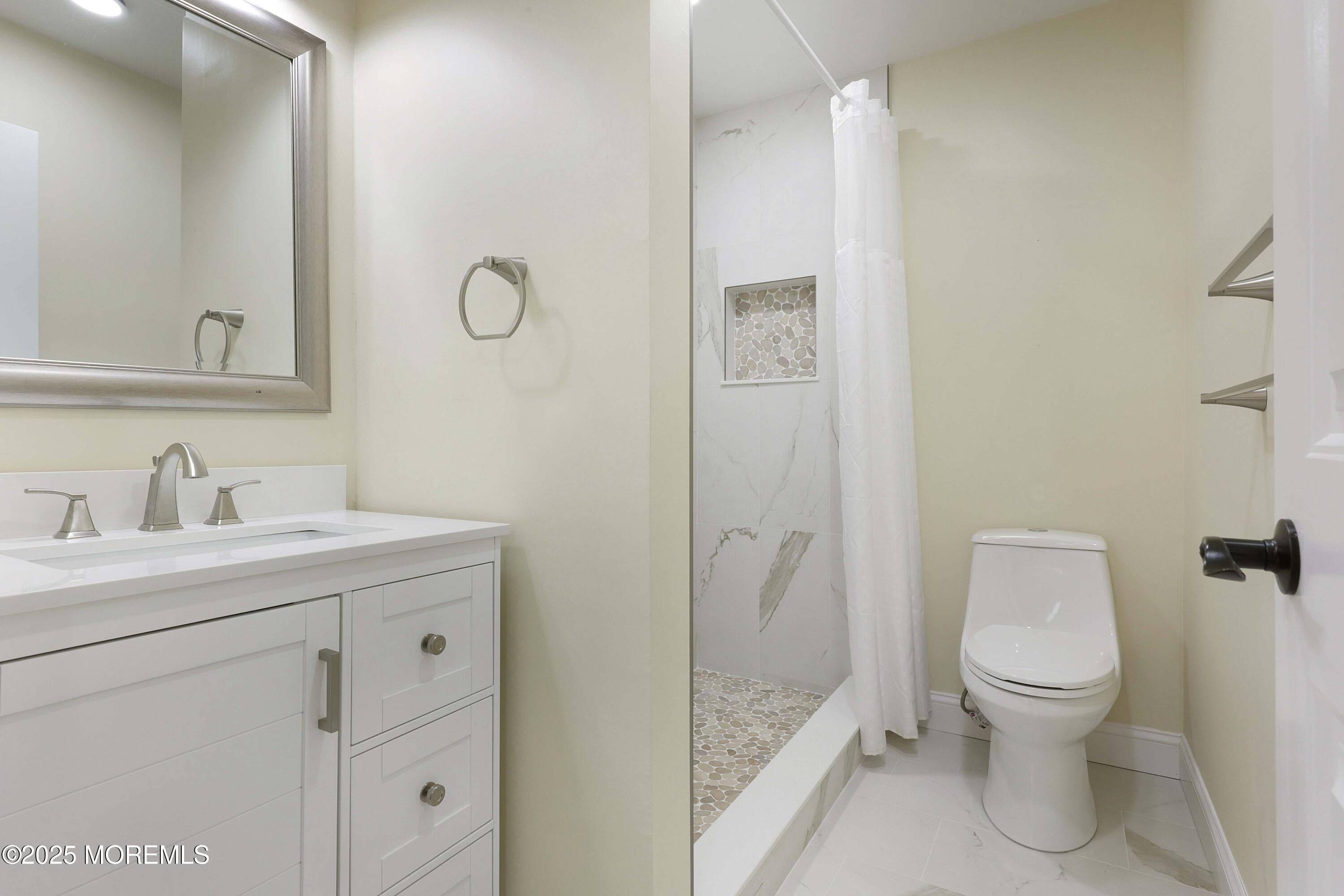20 Lexington Court, Red Bank, NJ, 07701 image 19