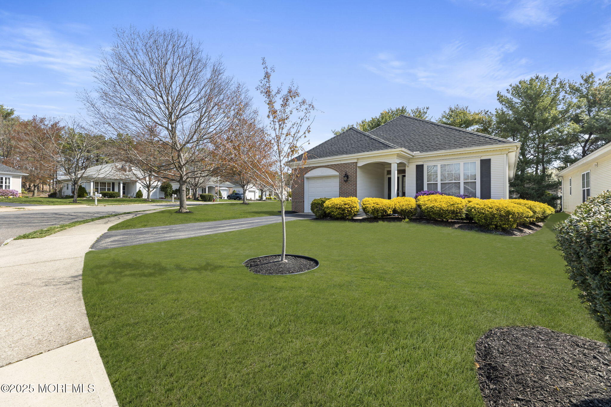 17 Evergreen Springs Drive Image 1