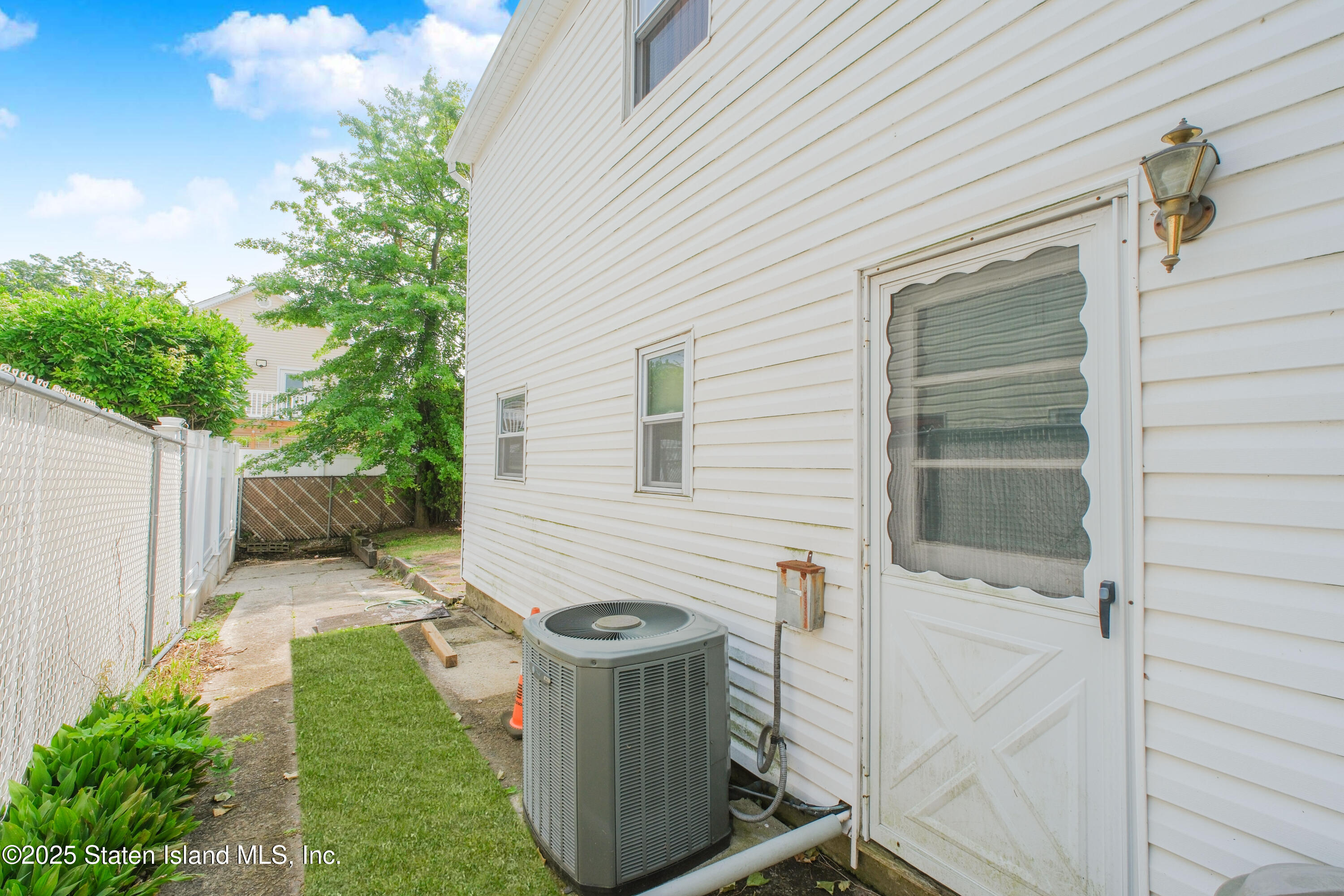 89 Brookfield Avenue, Staten Island, NY, 10308 image 9