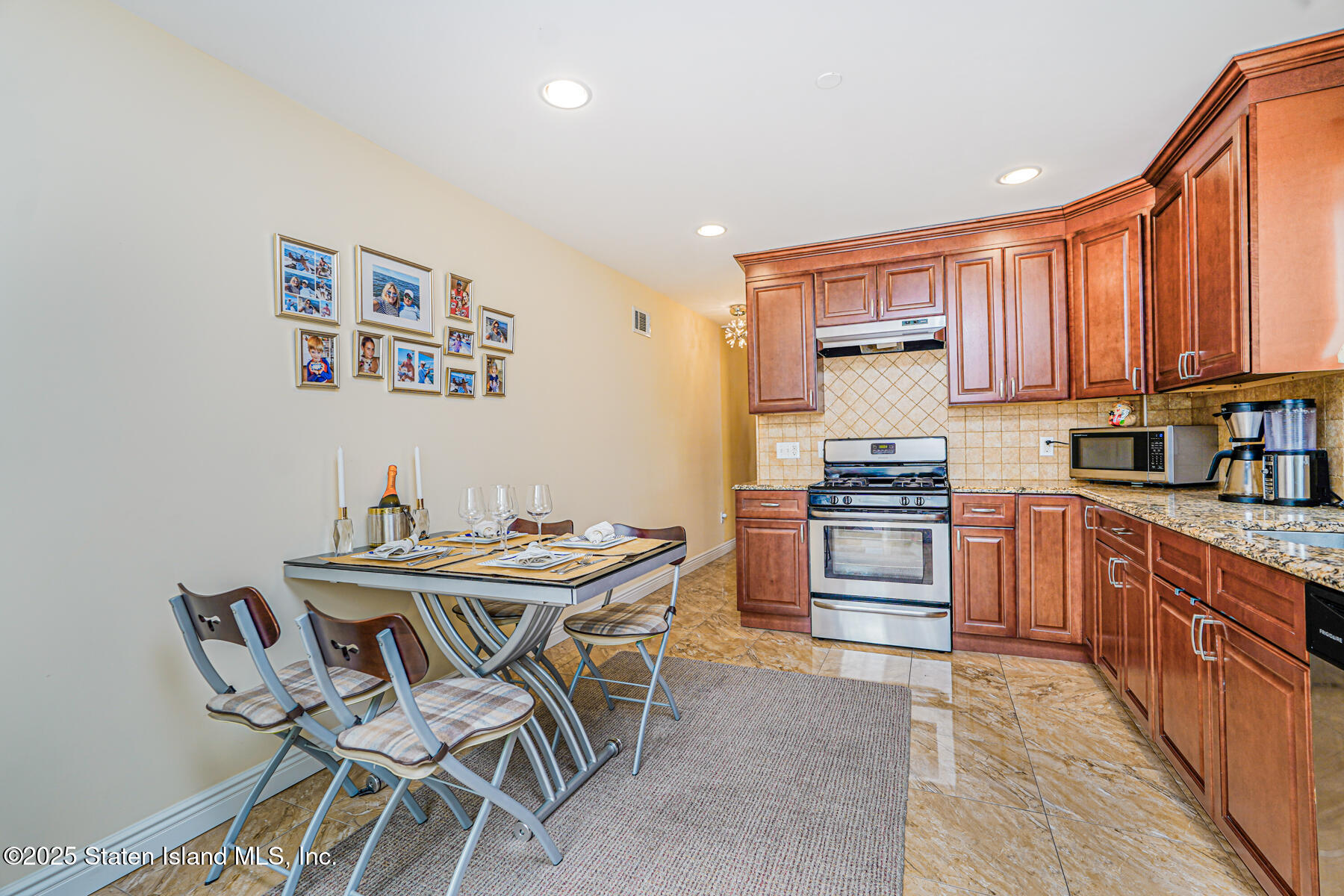 85 Graves Street, Staten Island, NY, 10314 image 11