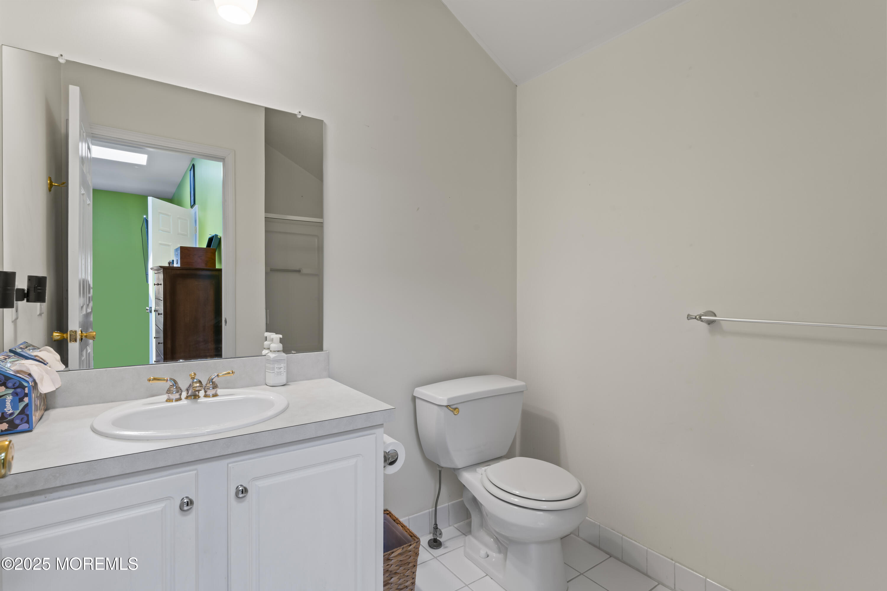 15 Saint Paul Court, Tinton Falls, NJ, 07712 image 17
