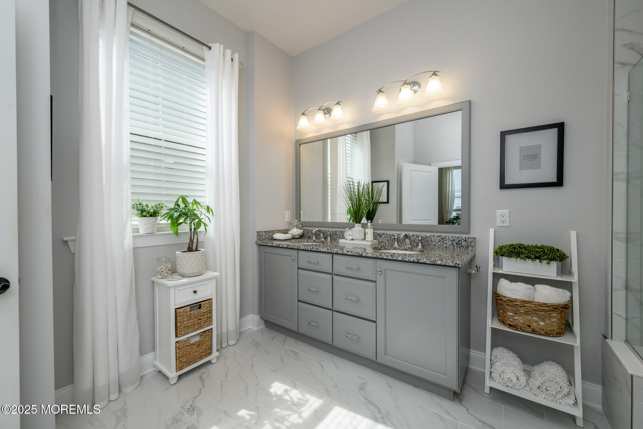 15 Woodspring Road, Farmingdale, NJ, 07727 image 25