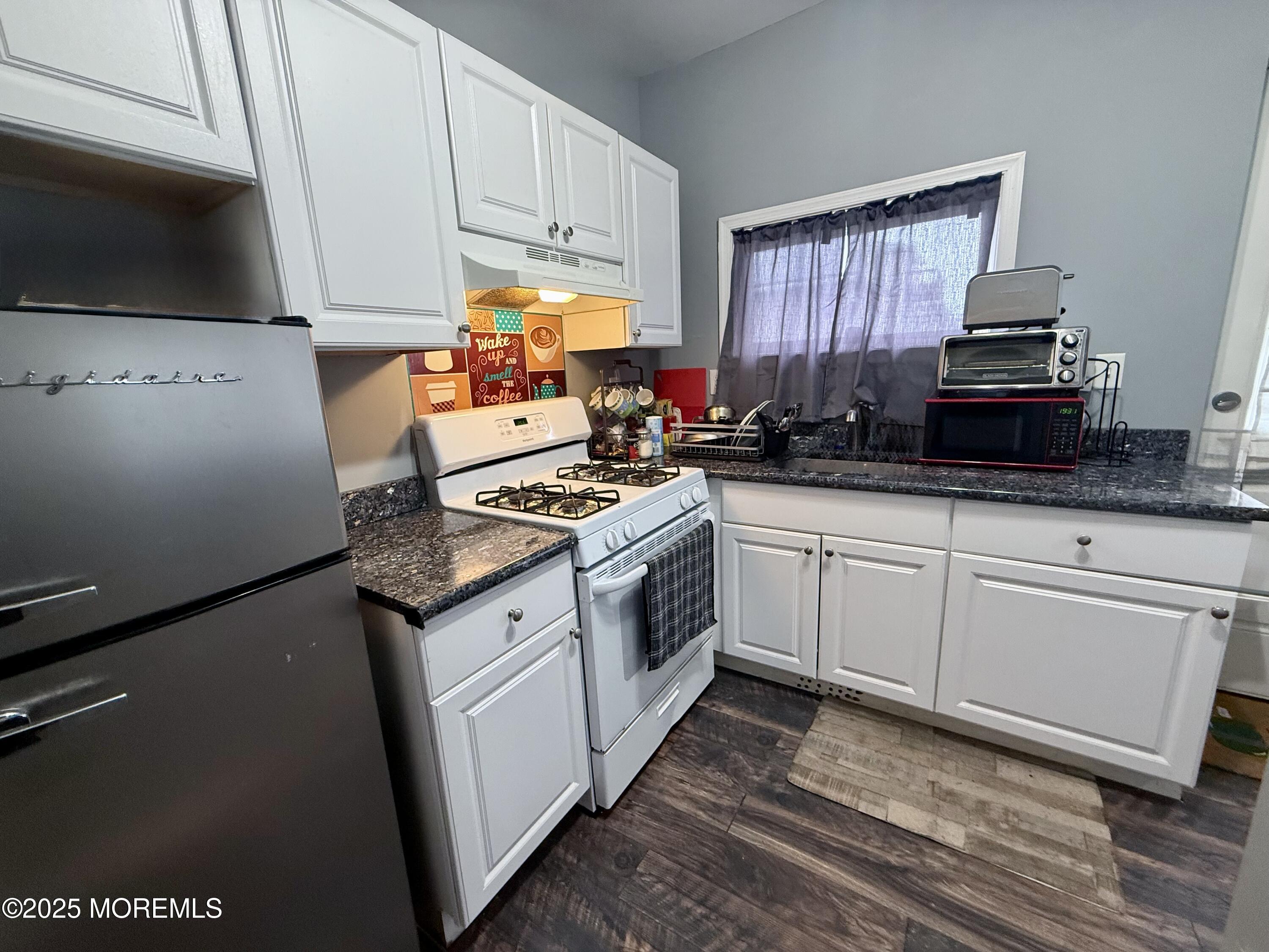 77 Center Avenue, Keansburg, NJ, 07734 image 6