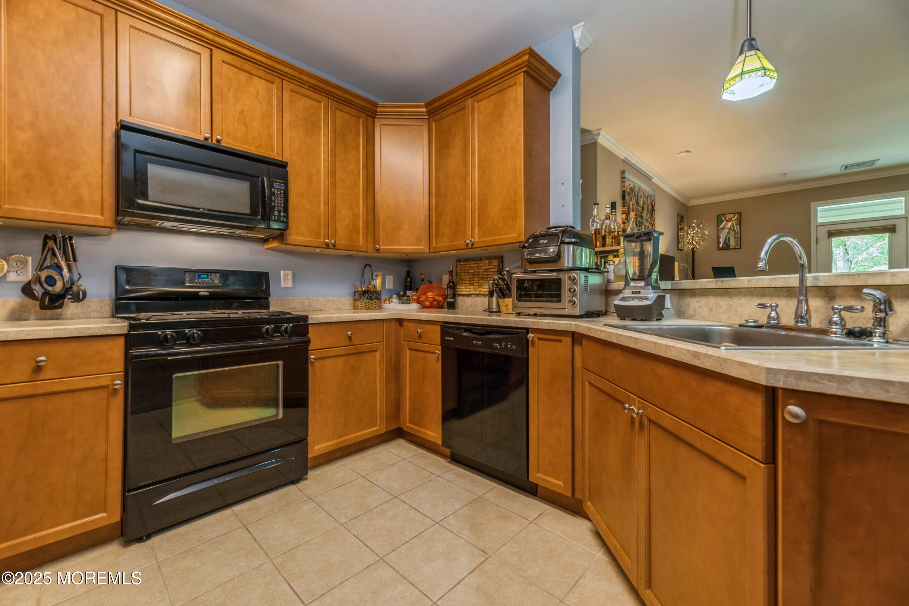 326 Sloan Court, Matawan, NJ, 07747 image 8