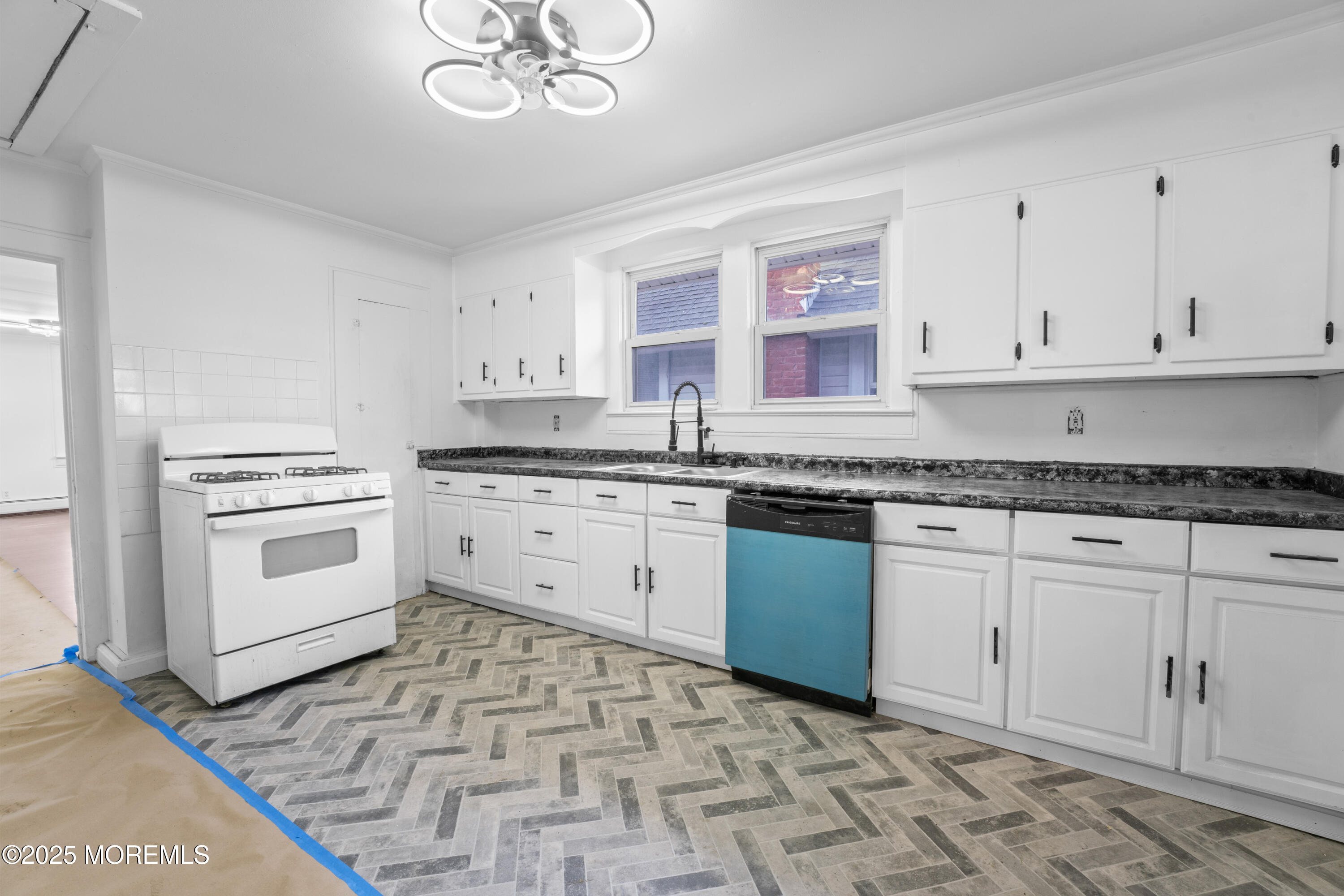 101 Forest Avenue, Keansburg, NJ, 07734 image 12