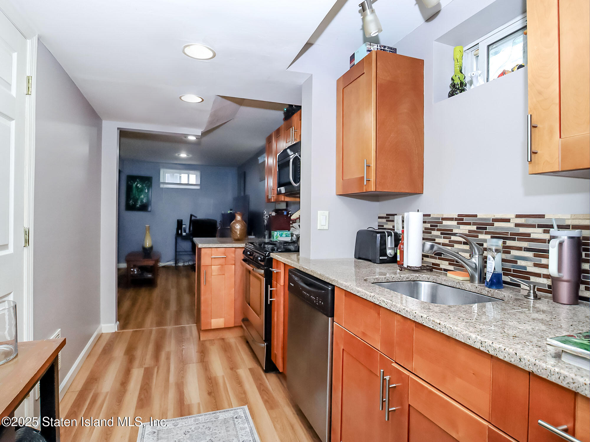 21 Stroud Avenue, Staten Island, NY, 10312 image 19
