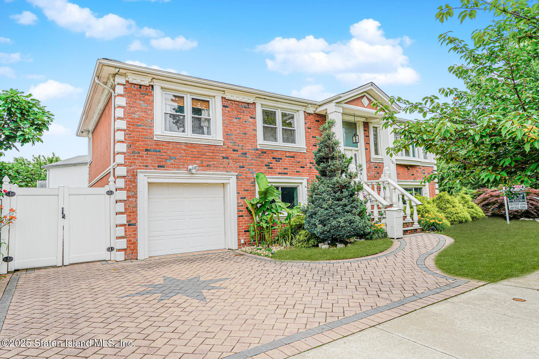 161 Ravenhurst Avenue Image 2