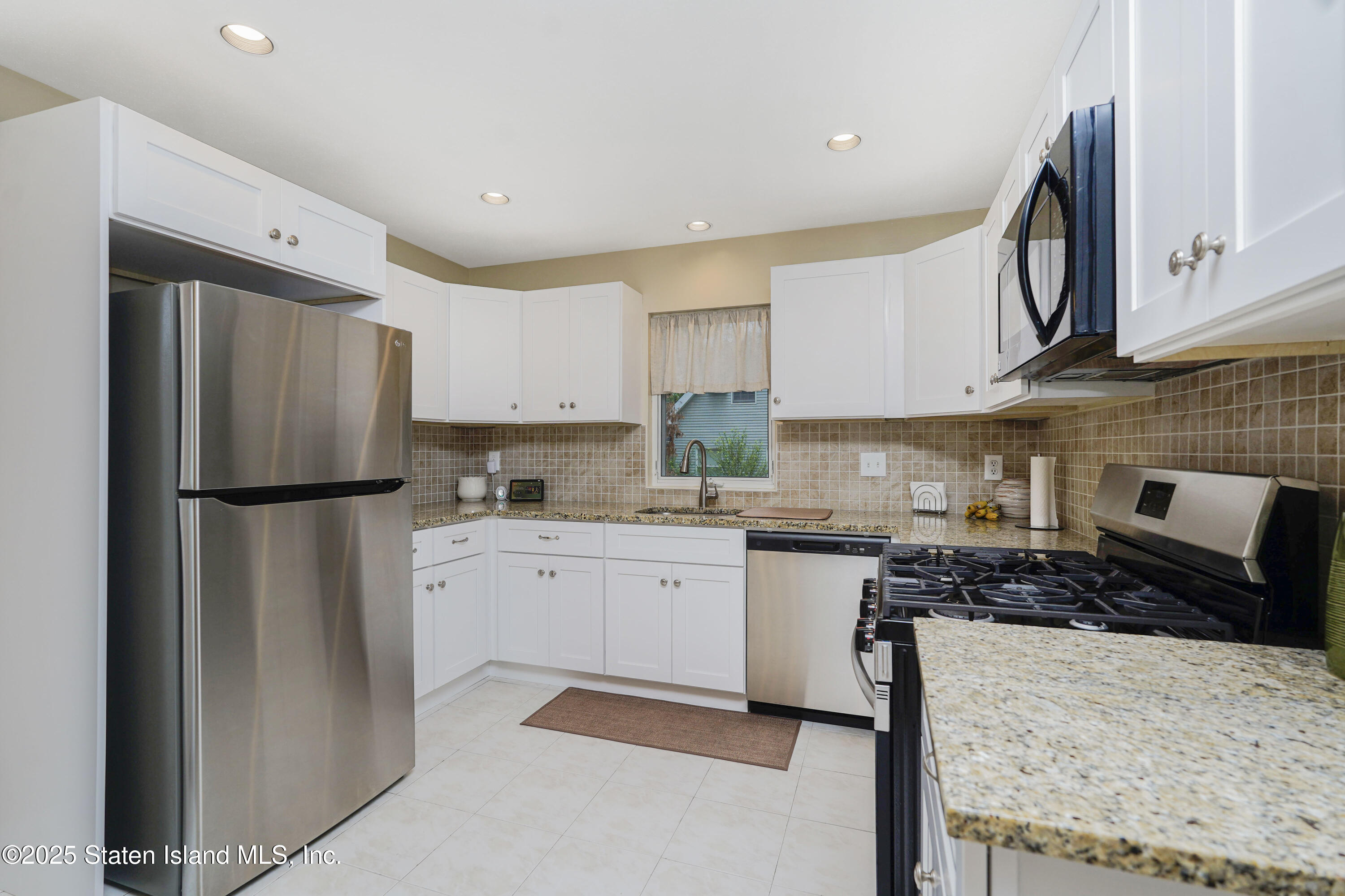 342 Chelsea Street, Staten Island, NY, 10307 image 12