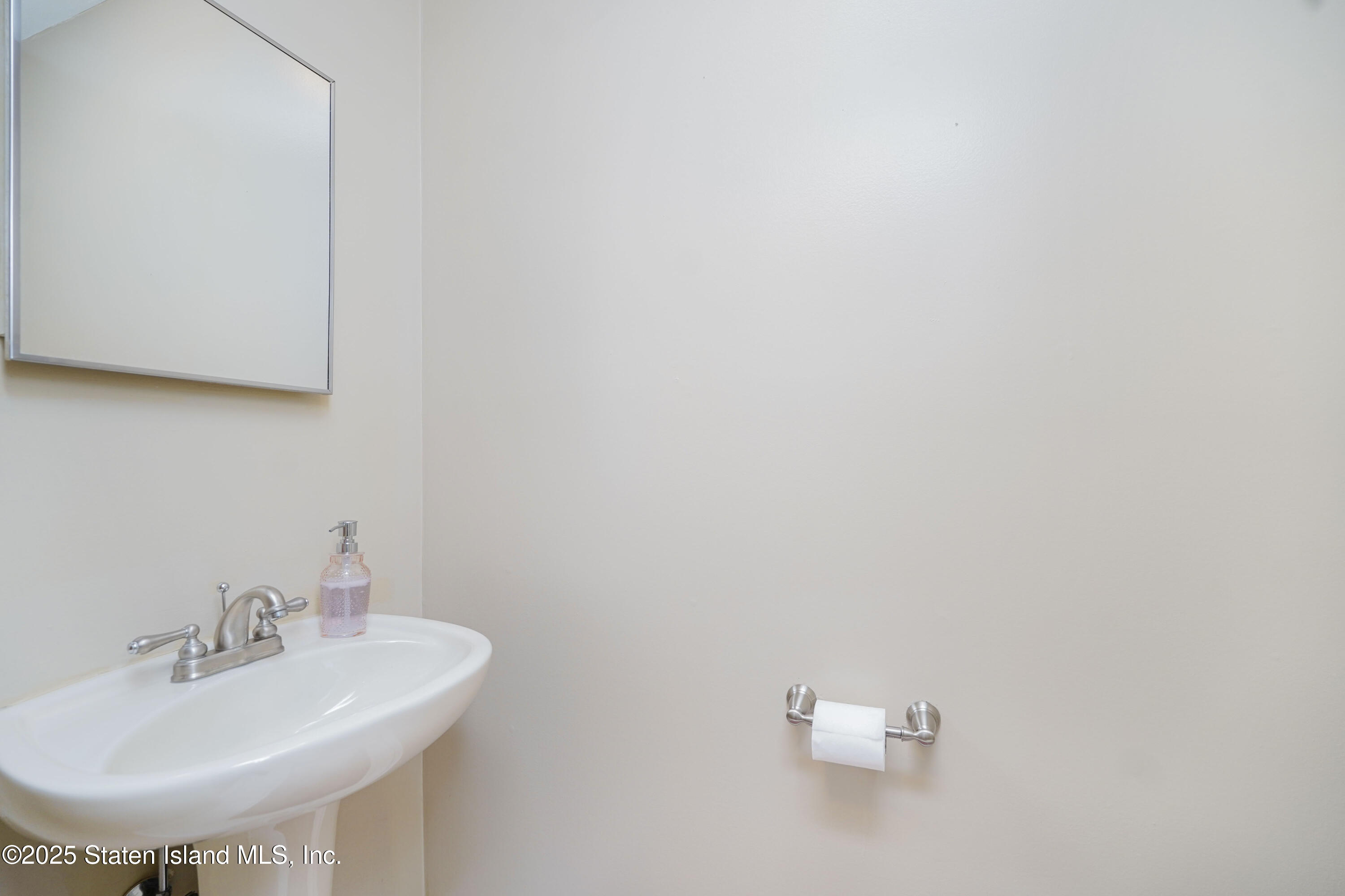 342 Chelsea Street, Staten Island, NY, 10307 image 13