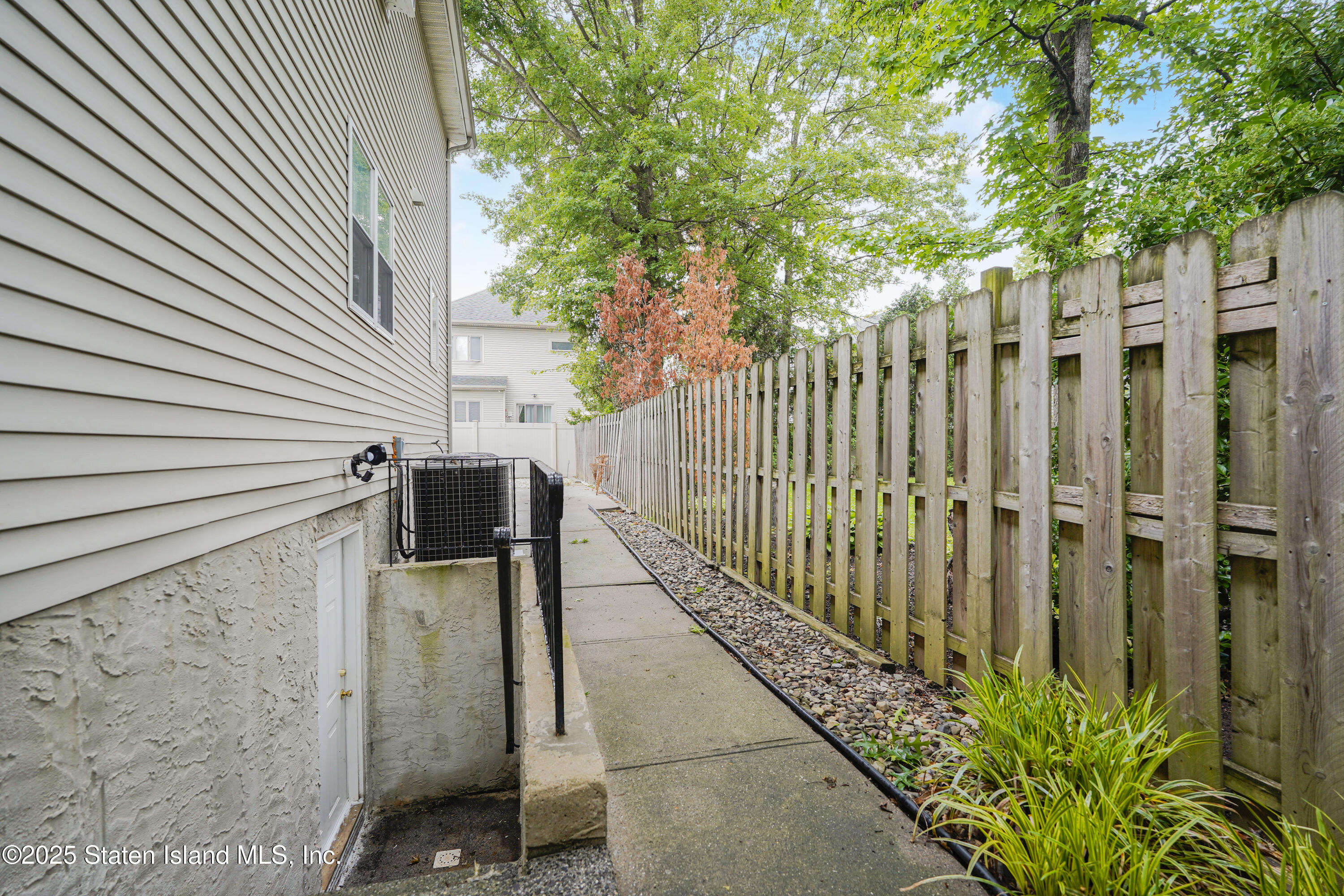 342 Chelsea Street, Staten Island, NY, 10307 image 23