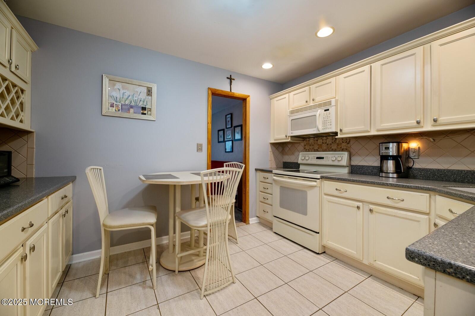 100 Neilly Court 100, Old Bridge, NJ, 08857 image 6