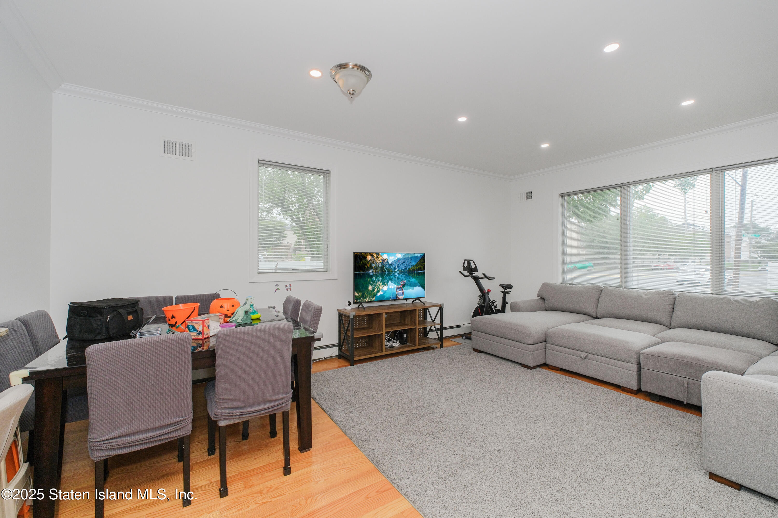 516 Powell Street, Staten Island, NY, 10312 image 9