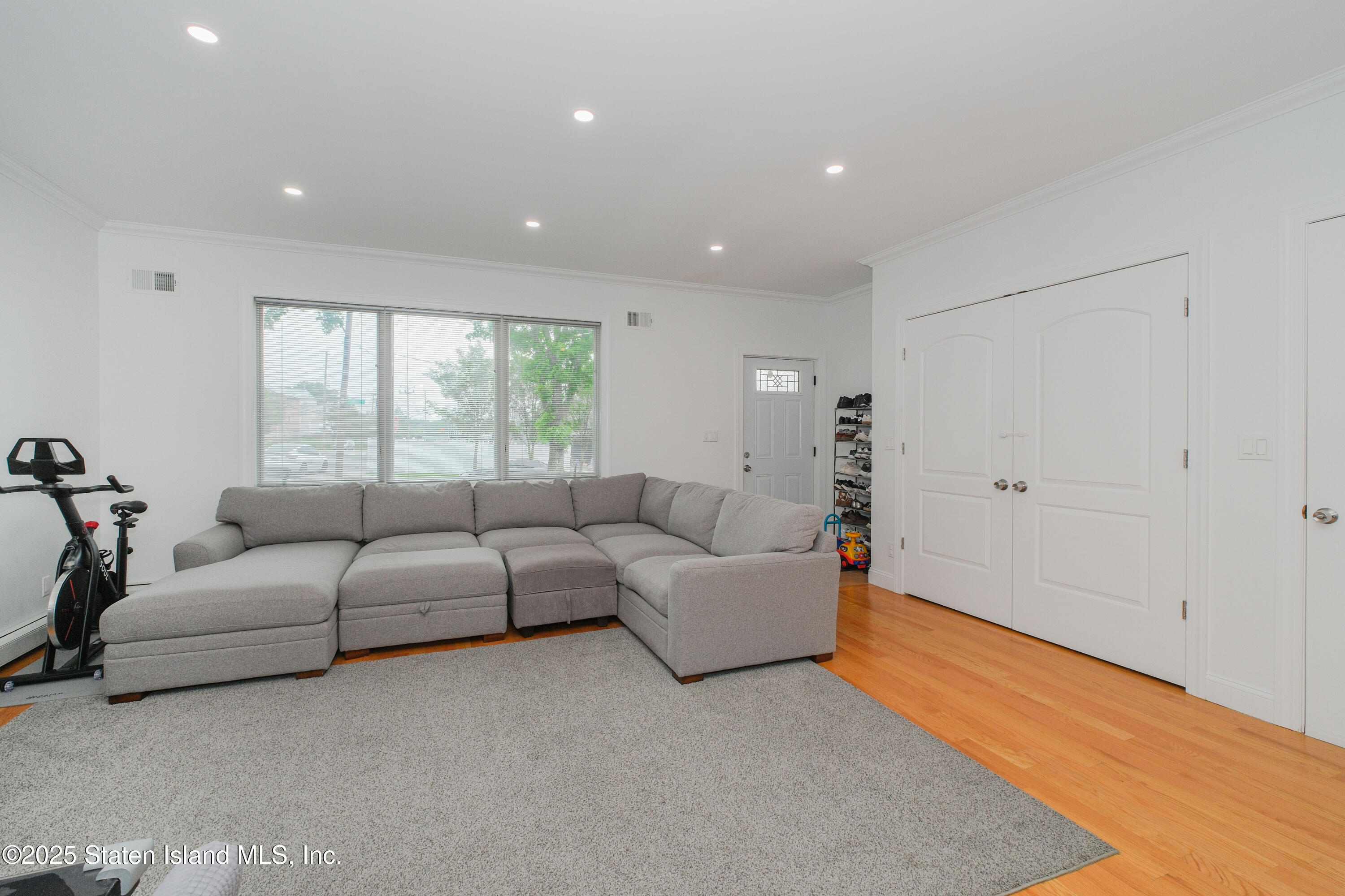 516 Powell Street, Staten Island, NY, 10312 image 6