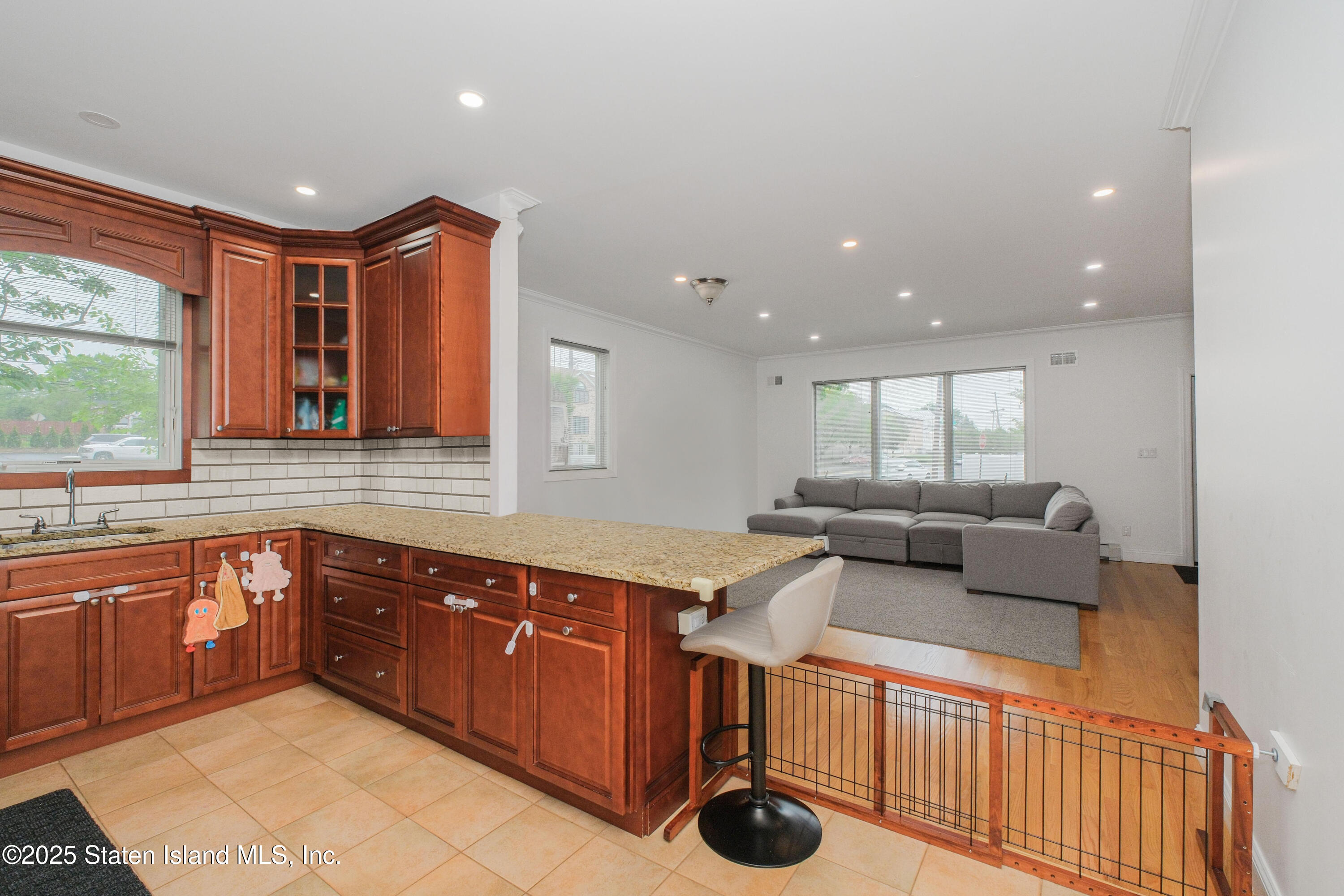 516 Powell Street, Staten Island, NY, 10312 image 11