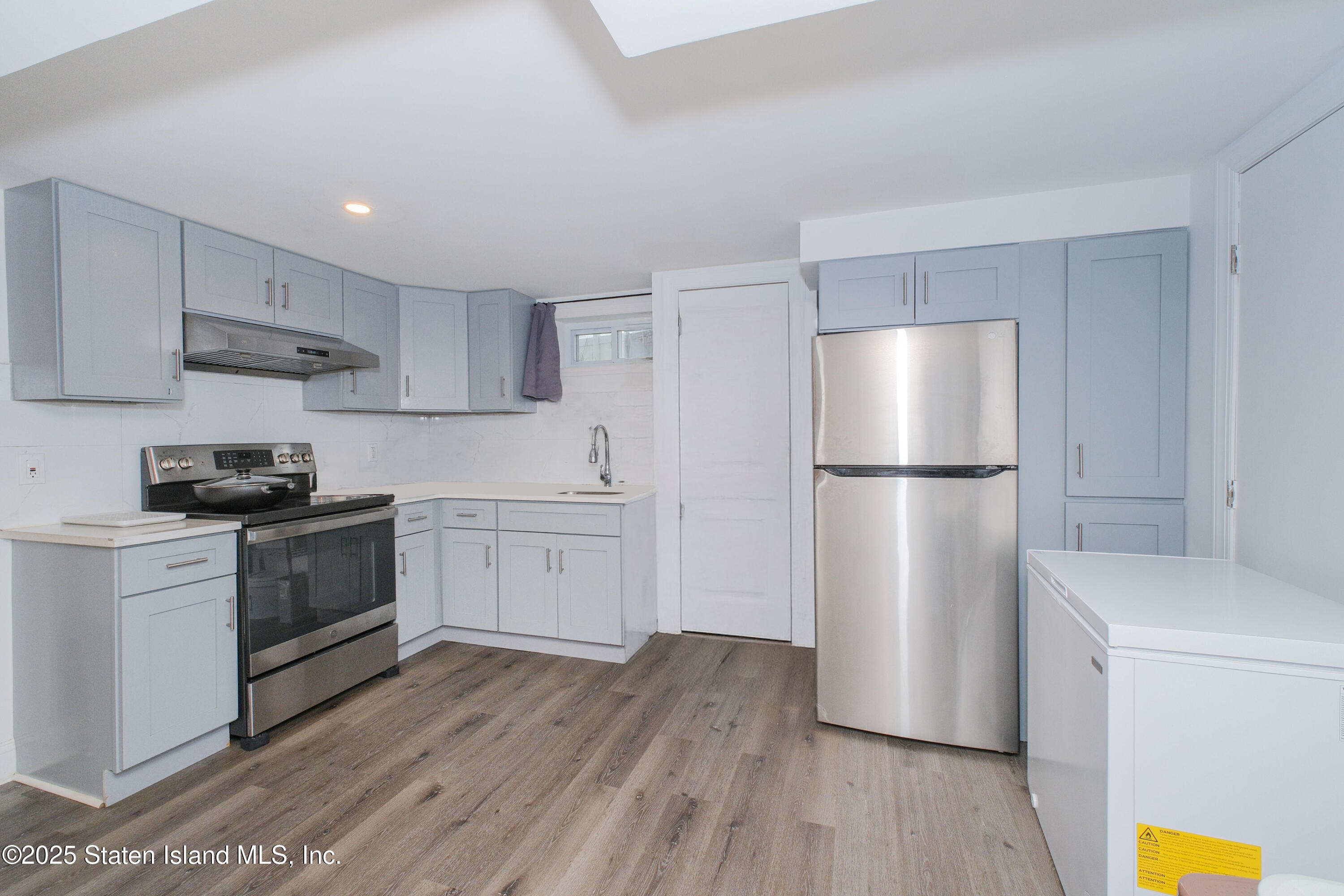 516 Powell Street, Staten Island, NY, 10312 image 24
