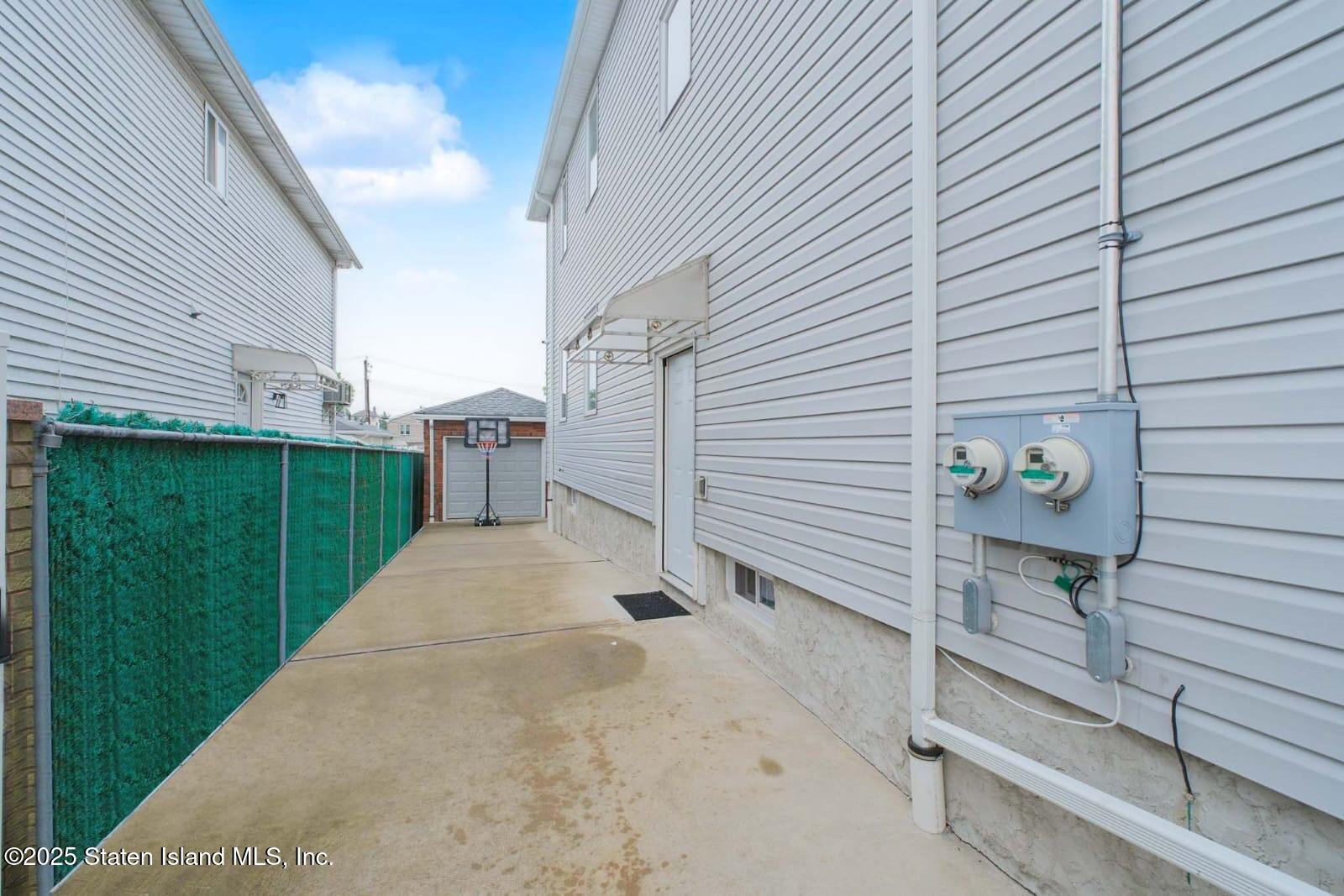 516 Powell Street, Staten Island, NY, 10312 image 37