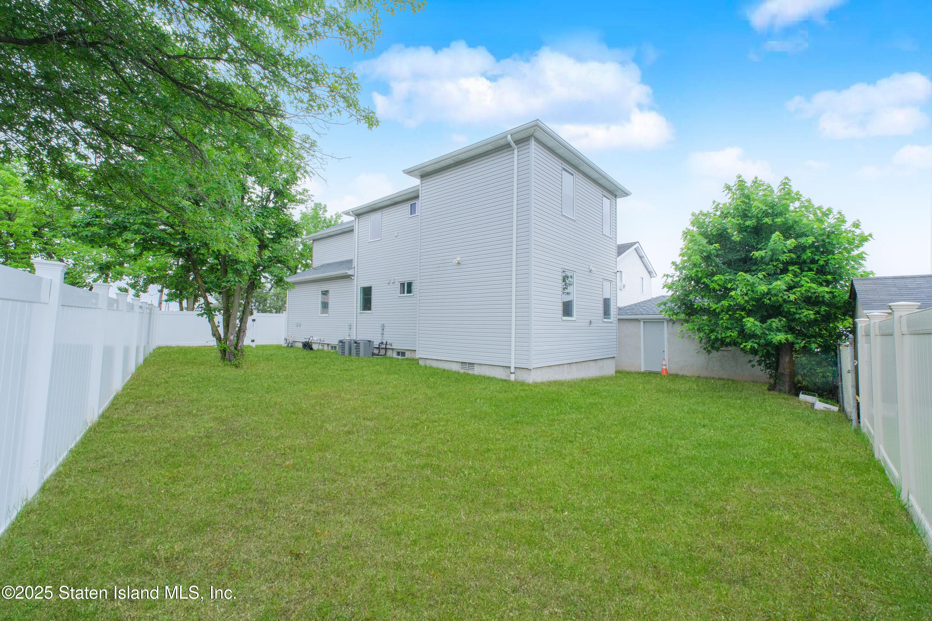 516 Powell Street, Staten Island, NY, 10312 image 39