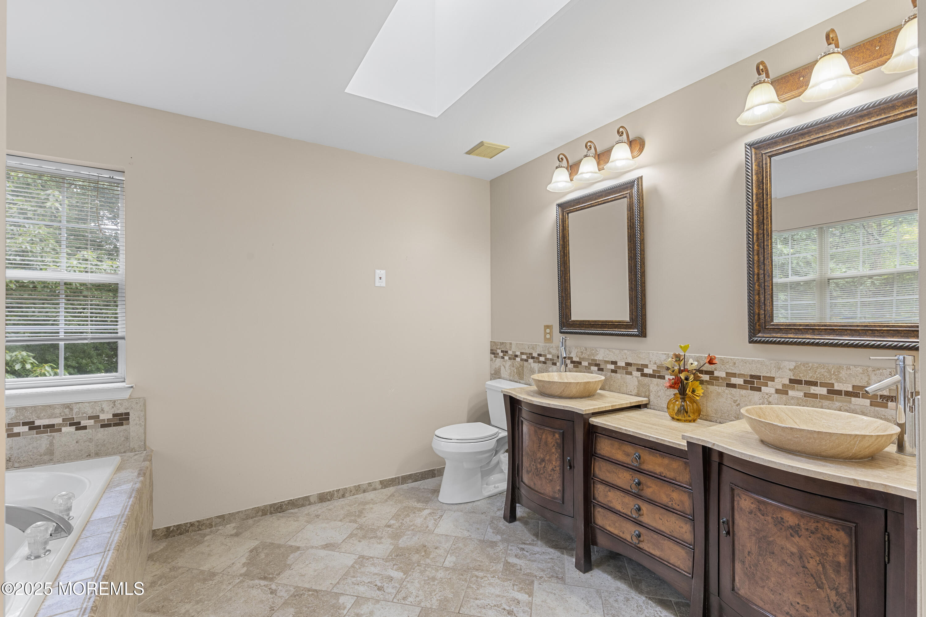 3 Canterbury Court, Jackson, NJ, 08527 image 17
