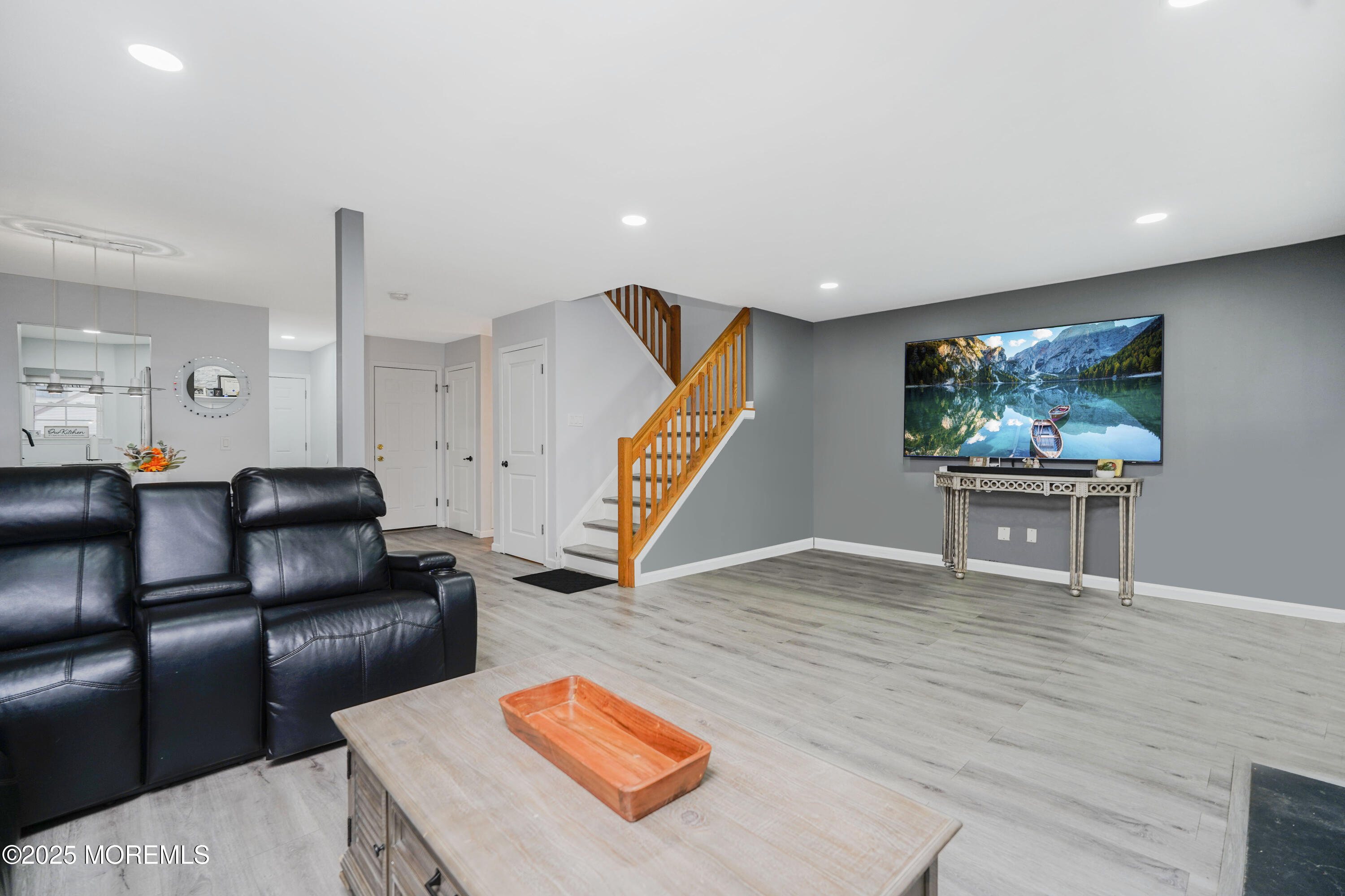 324 Oak Knoll Drive, Manalapan, NJ, 07726 image 8