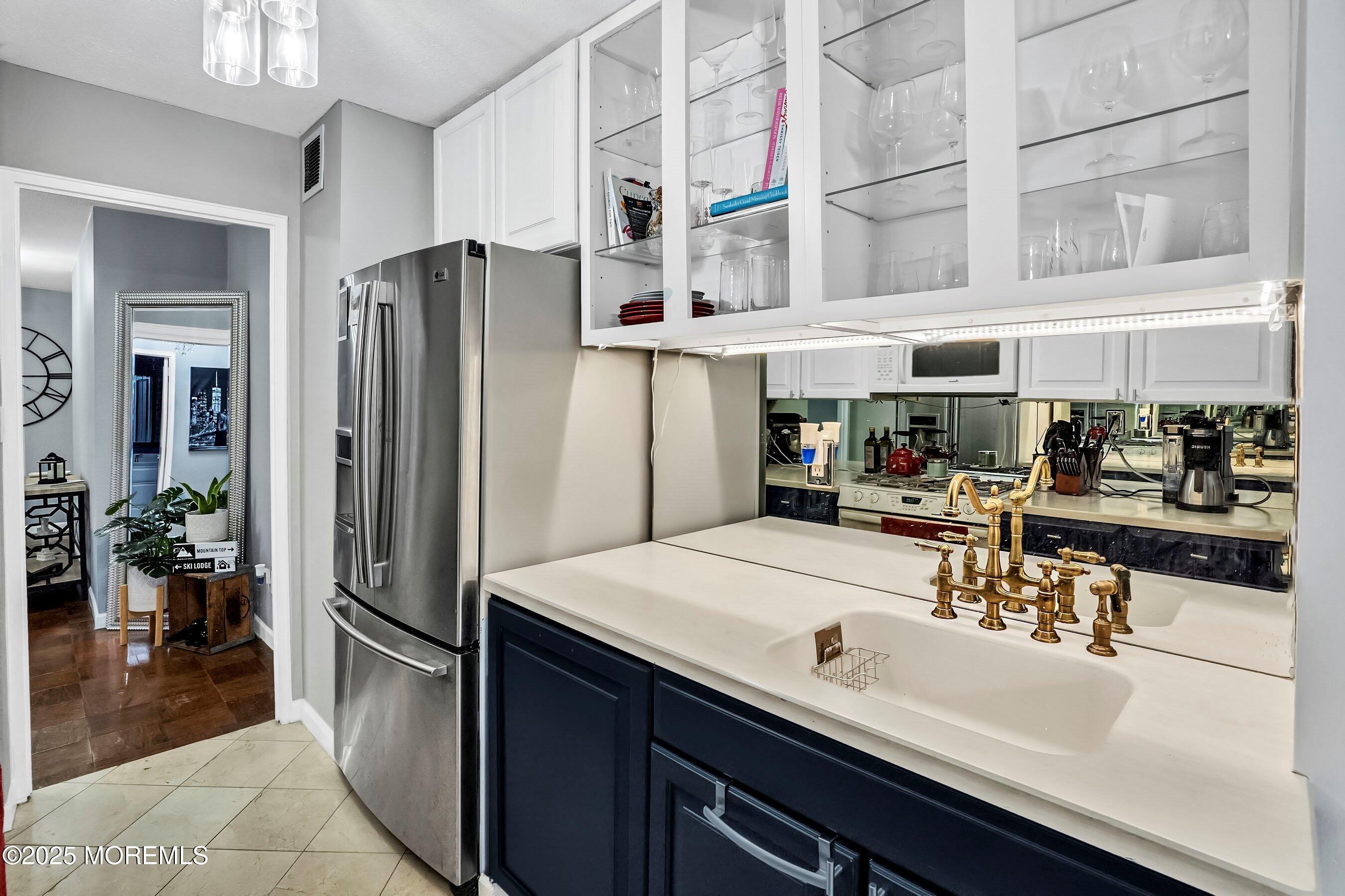 28 Riverside Avenue 1H, Red Bank, NJ, 07701 image 13