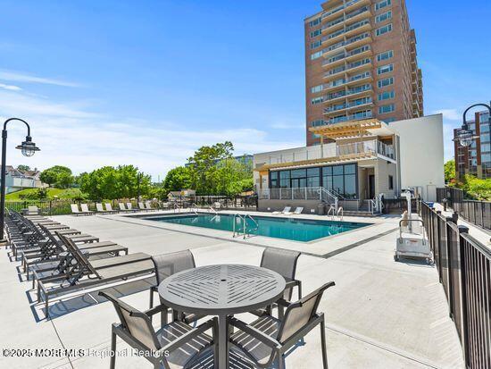 28 Riverside Avenue 1H, Red Bank, NJ, 07701 image 8