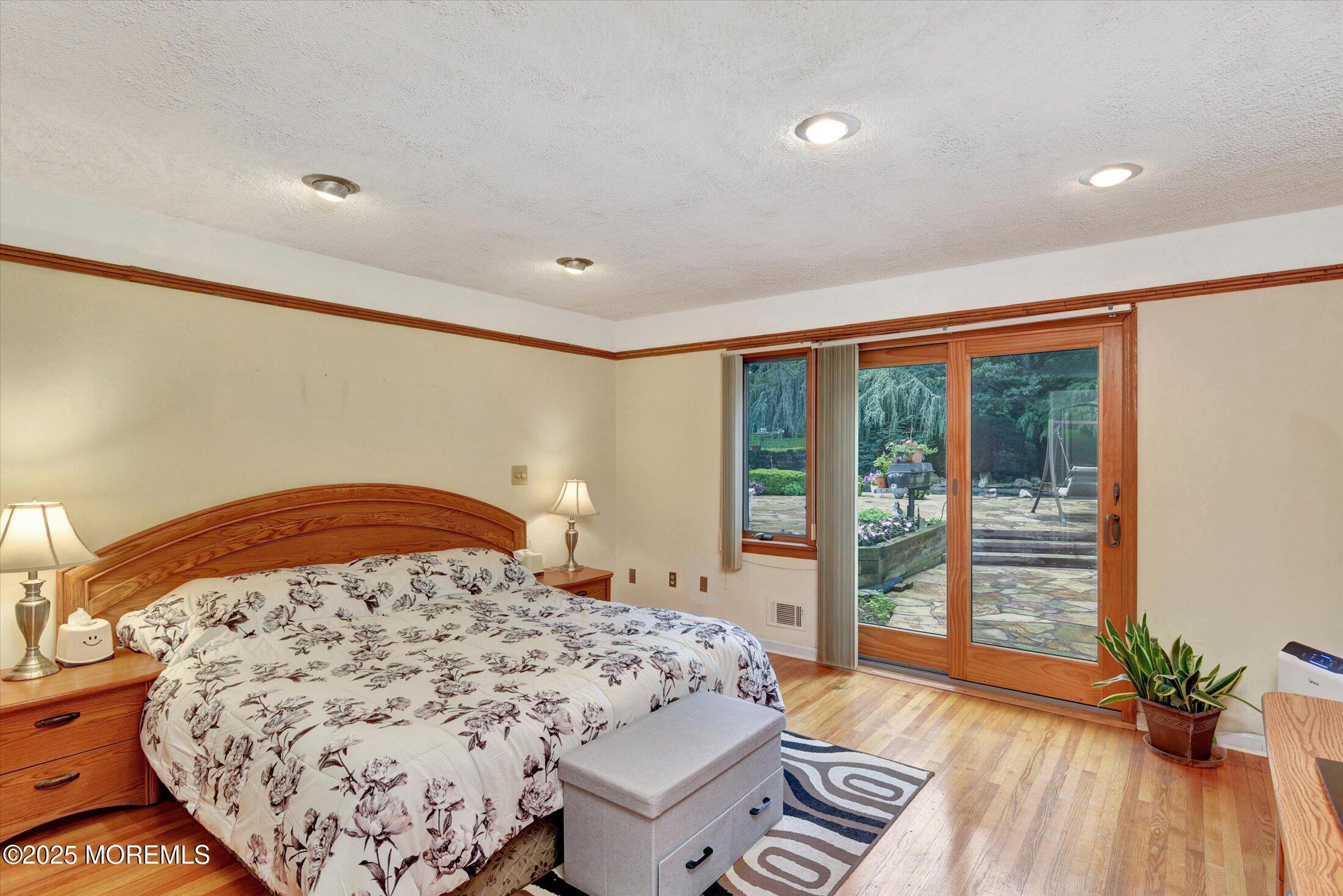 25 Deer Path, Holmdel, NJ, 07733 image 35