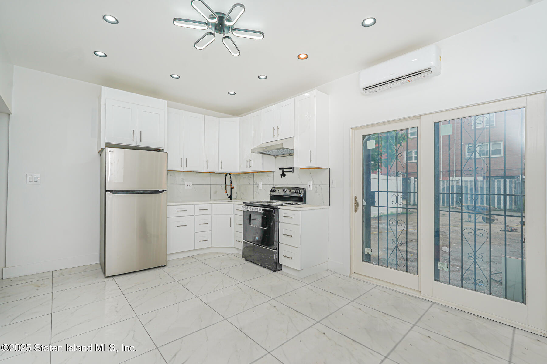 590 East 83rd Street, Brooklyn, NY, 11236 image 15