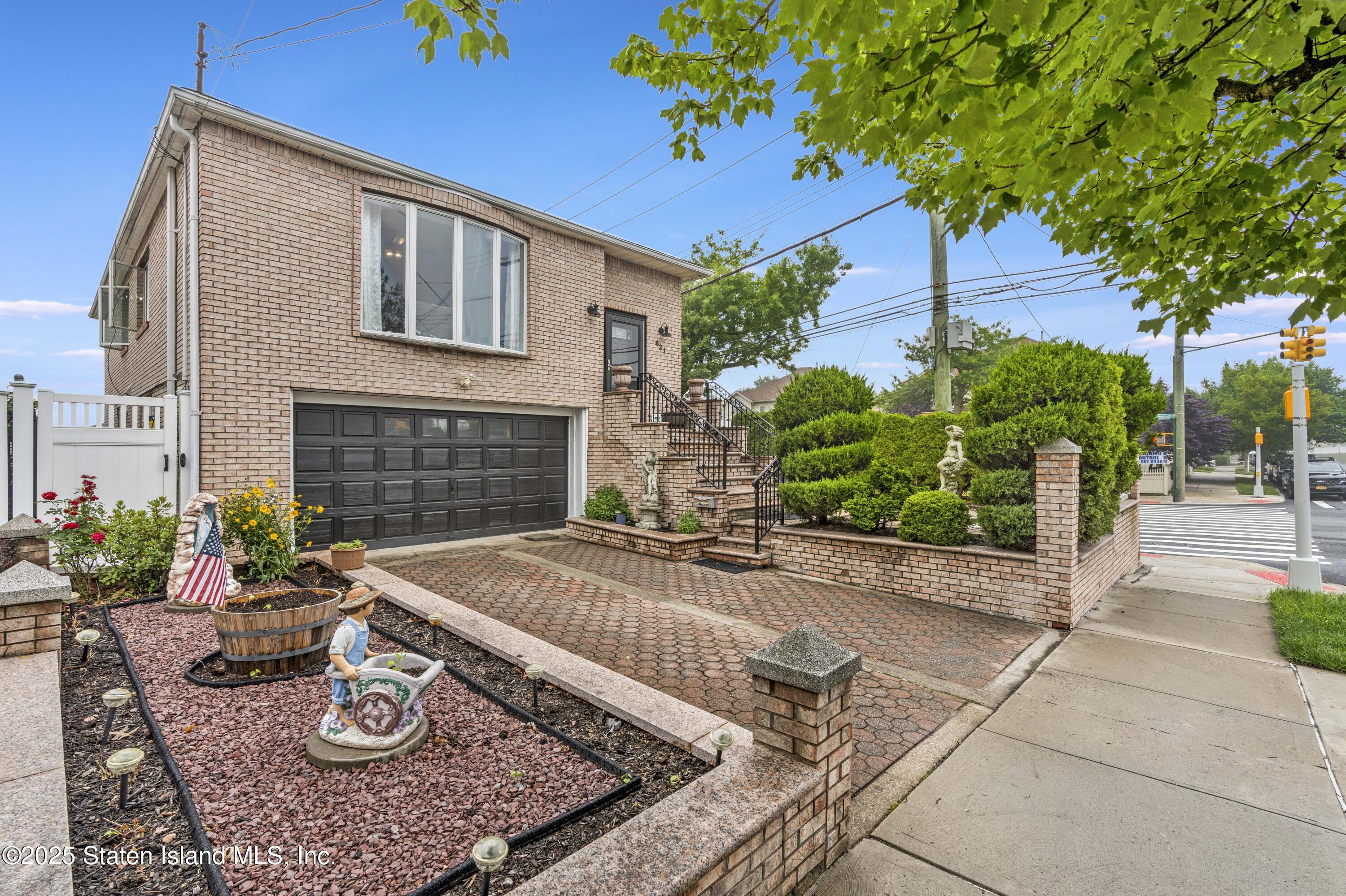 621 Barlow Avenue Image 2