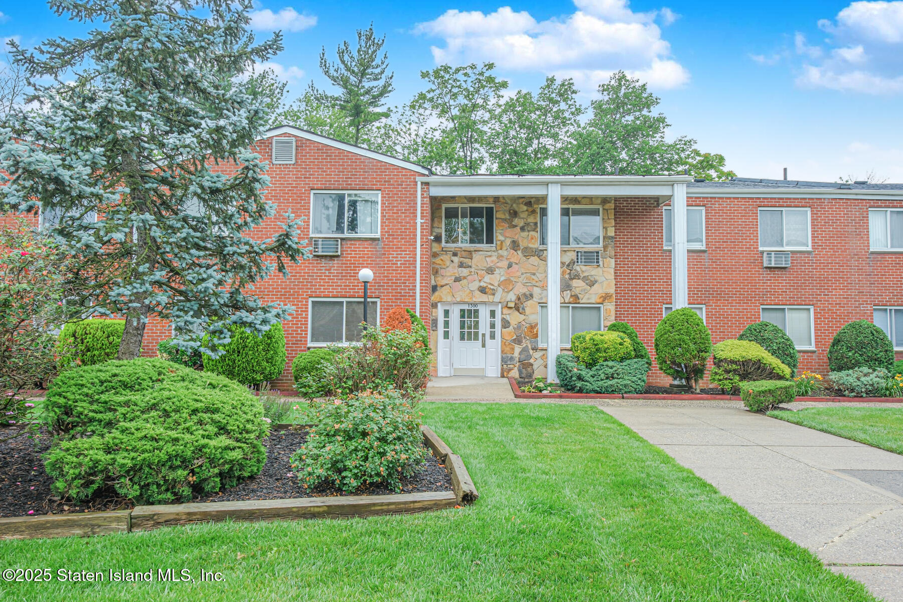 1300 Rockland Avenue 2 C, Staten Island, NY, 10314 image 24