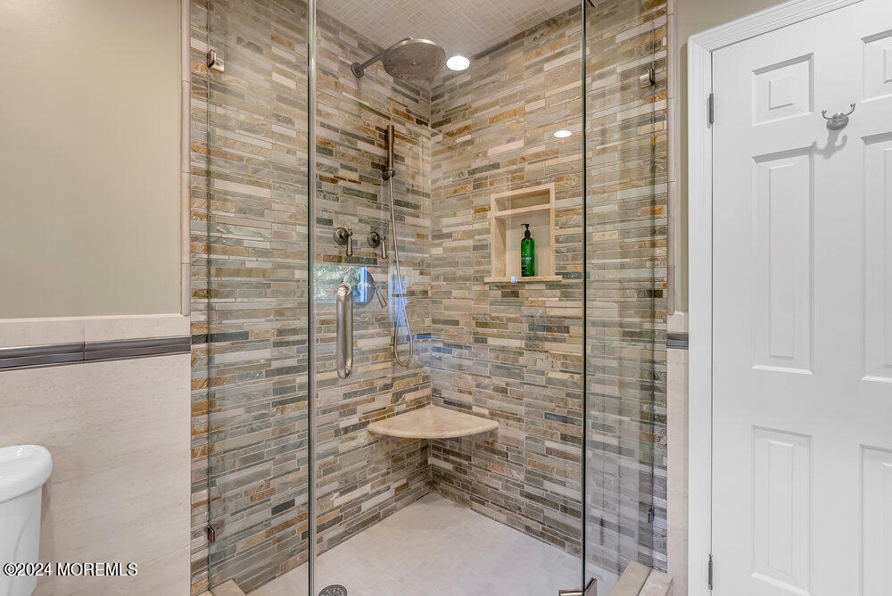 62 Line Road, Holmdel, NJ, 07733 image 18