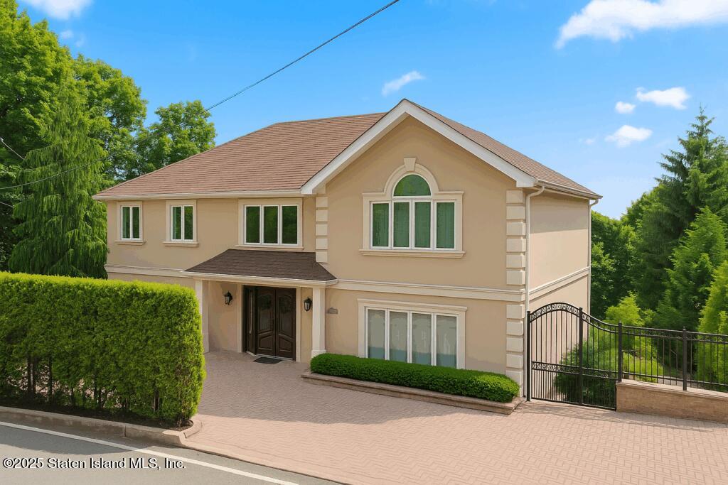 76 Douglas Road Image 1